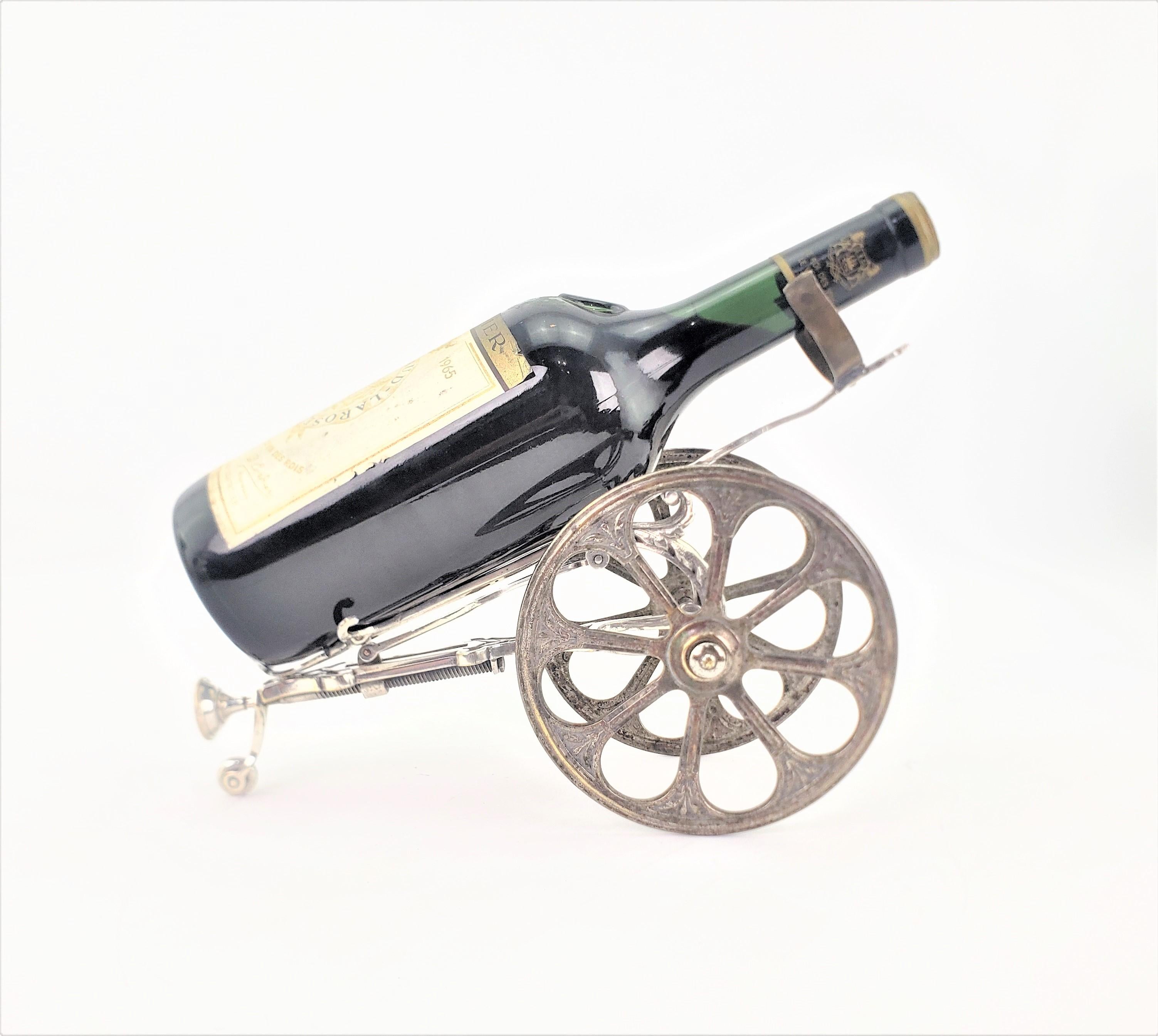 Antigua Pistola o Cañón Mecánico Plateado Decantador de Botellas Colonial británico en venta