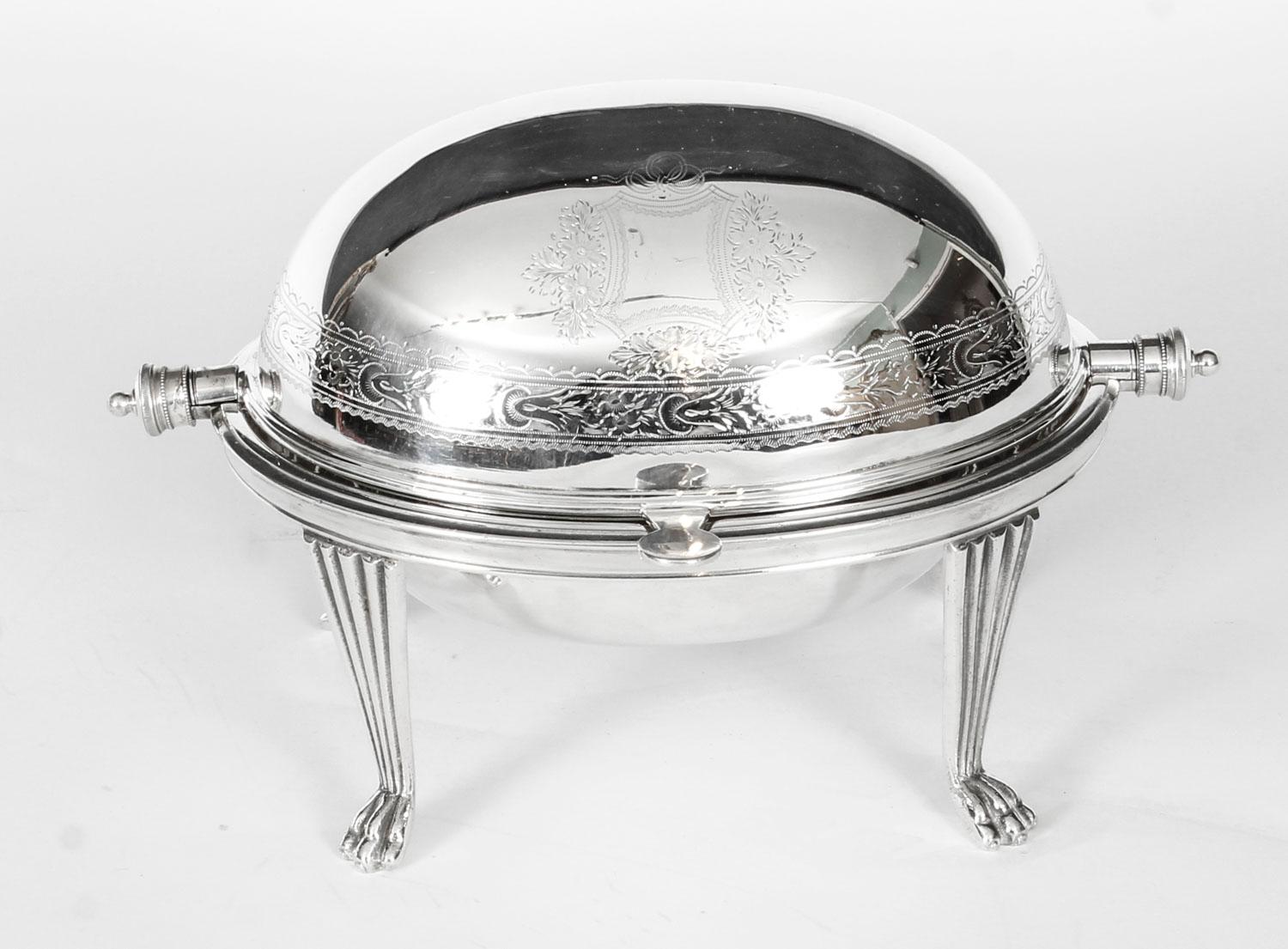 This is a gorgeous antique English Victorian silver plated roll over butter dish, circa 1870 in date.

With superb engraved and cast decoration the underside bearing the makers mark of the renowned silversmiths Mappin & Webb, Princes Plate.

It