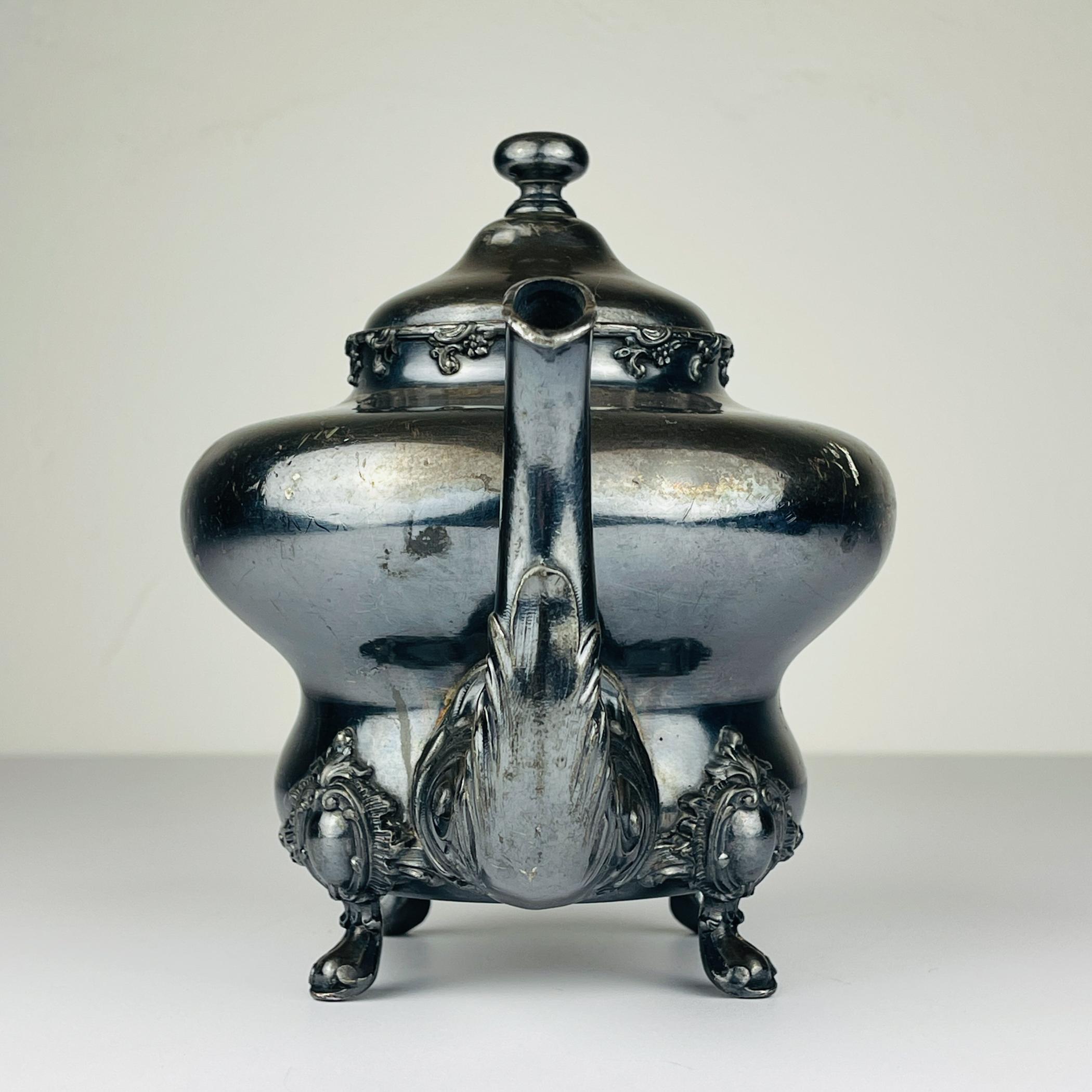 Antigua tetera plateada de Barbour Silver Company, EE.UU., finales del siglo XIX en venta 5
