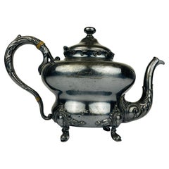 Antigua tetera plateada de Barbour Silver Company, EE.UU., finales del siglo XIX