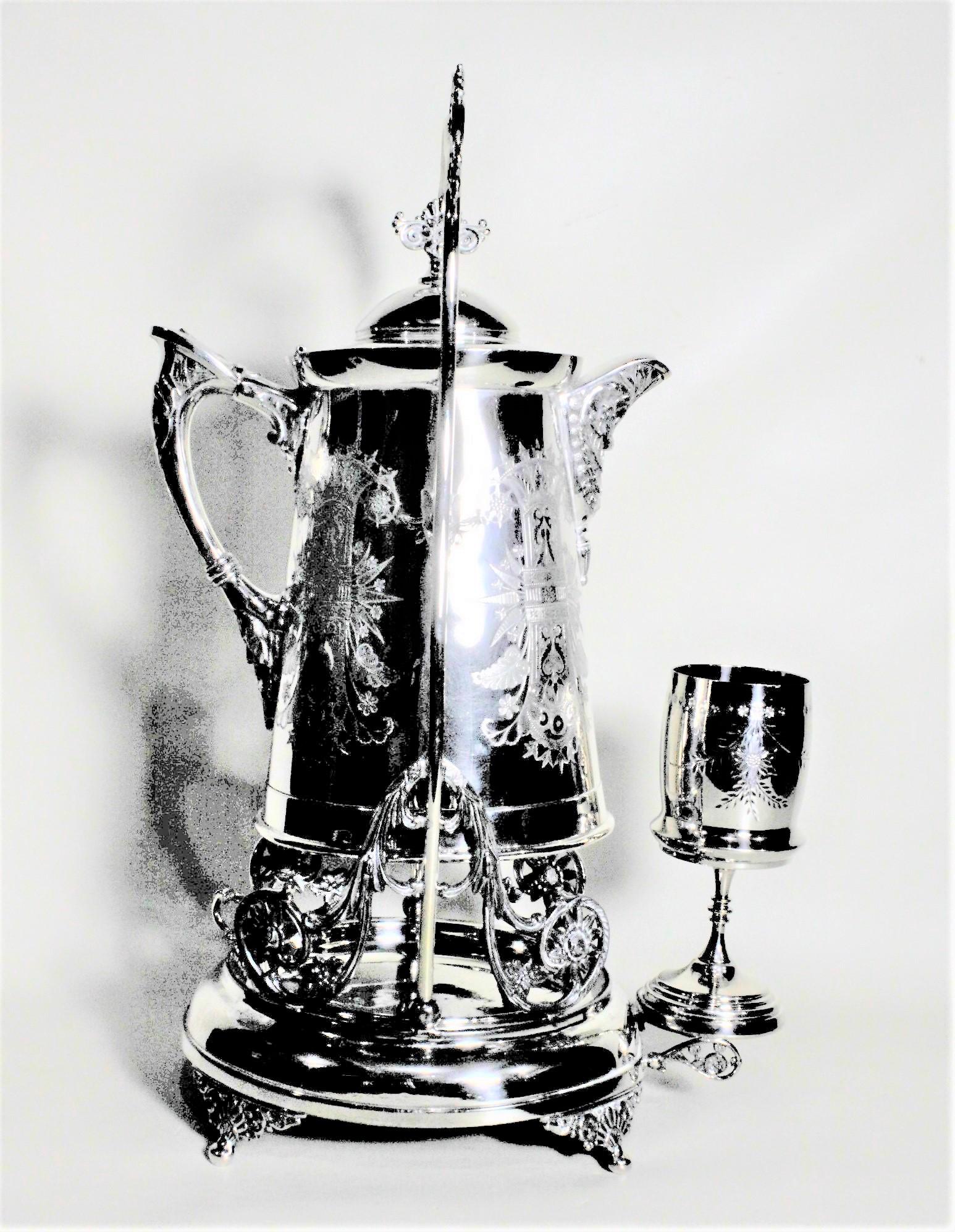 Antikes versilbertes Wasser- oder Zitronentopf-Set mit Glas und Ständer im Zustand „Gut“ im Angebot in Hamilton, Ontario