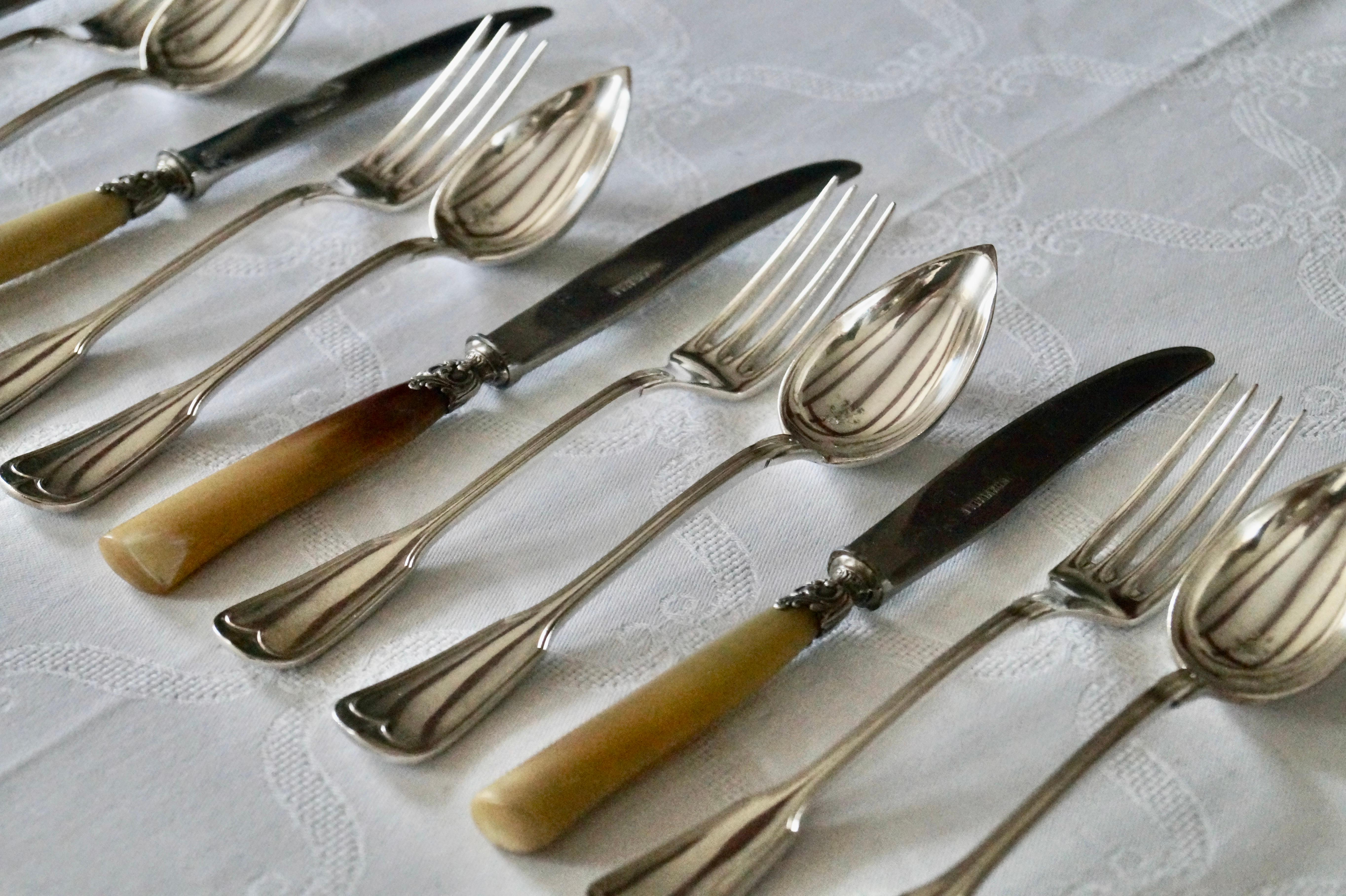 Early 20th Century Antique Silver Plated WISKEMANN Small Fruit or Dessert Cutlery 