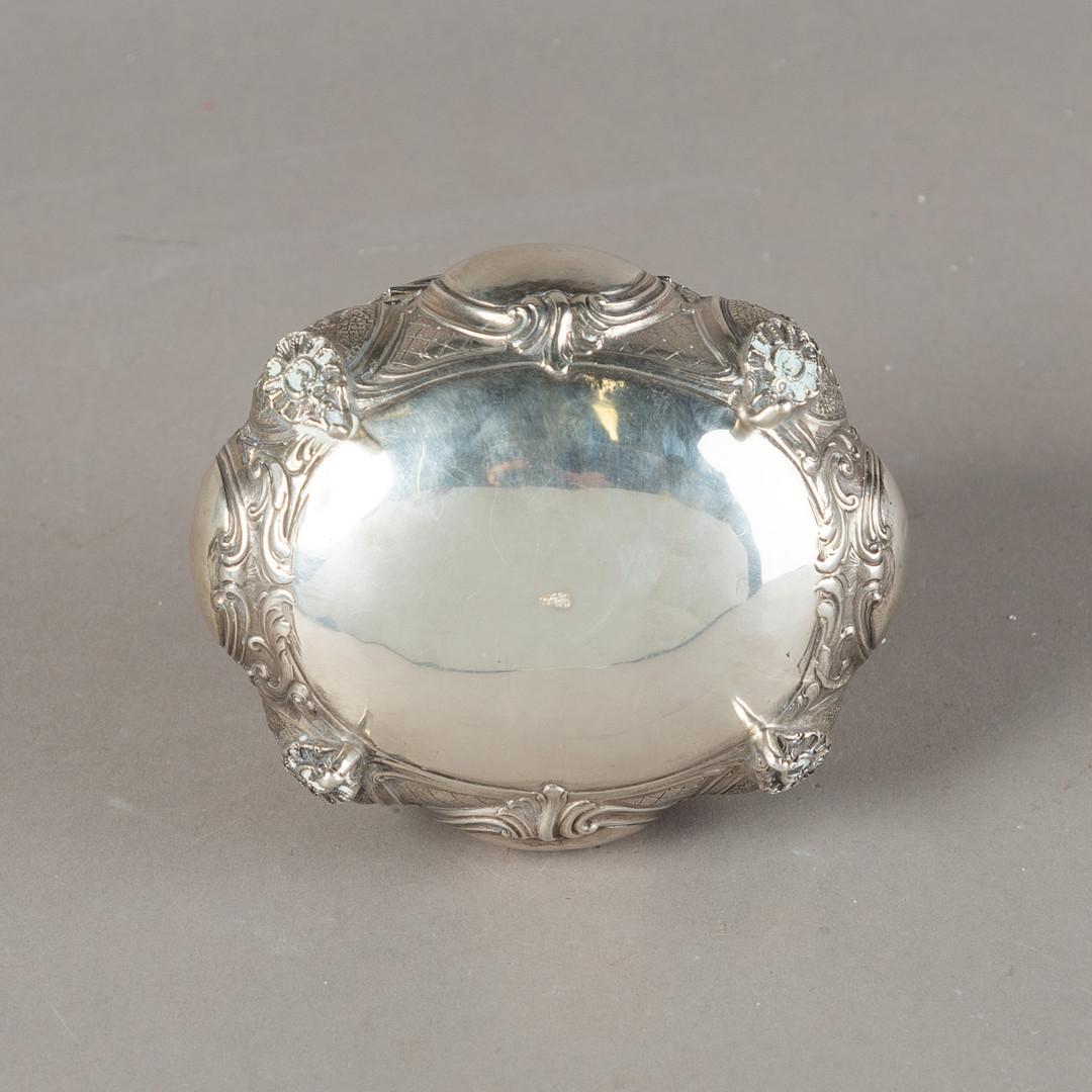Azucarero Antiguo de Plata Estilo Rococó, Objetos Decorativos Dorado en Oro en el Interior Alemán en venta
