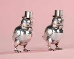 Salero y pimentero de plata antiguos