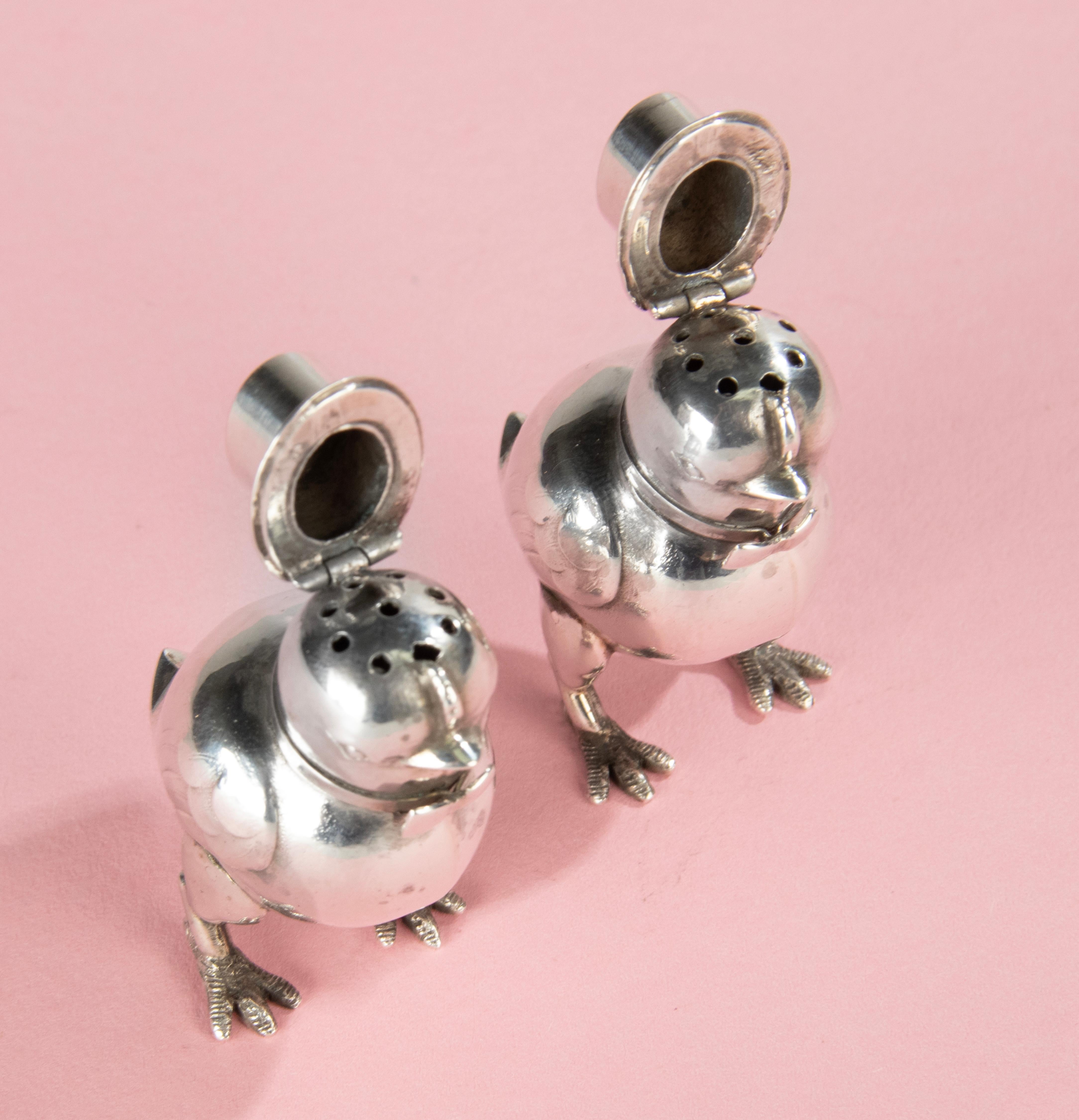 Antique Silver Salt and Pepper Pots  In Good Condition For Sale In Casteren, Noord-Brabant