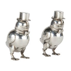 Salières et poivrières en argent antique