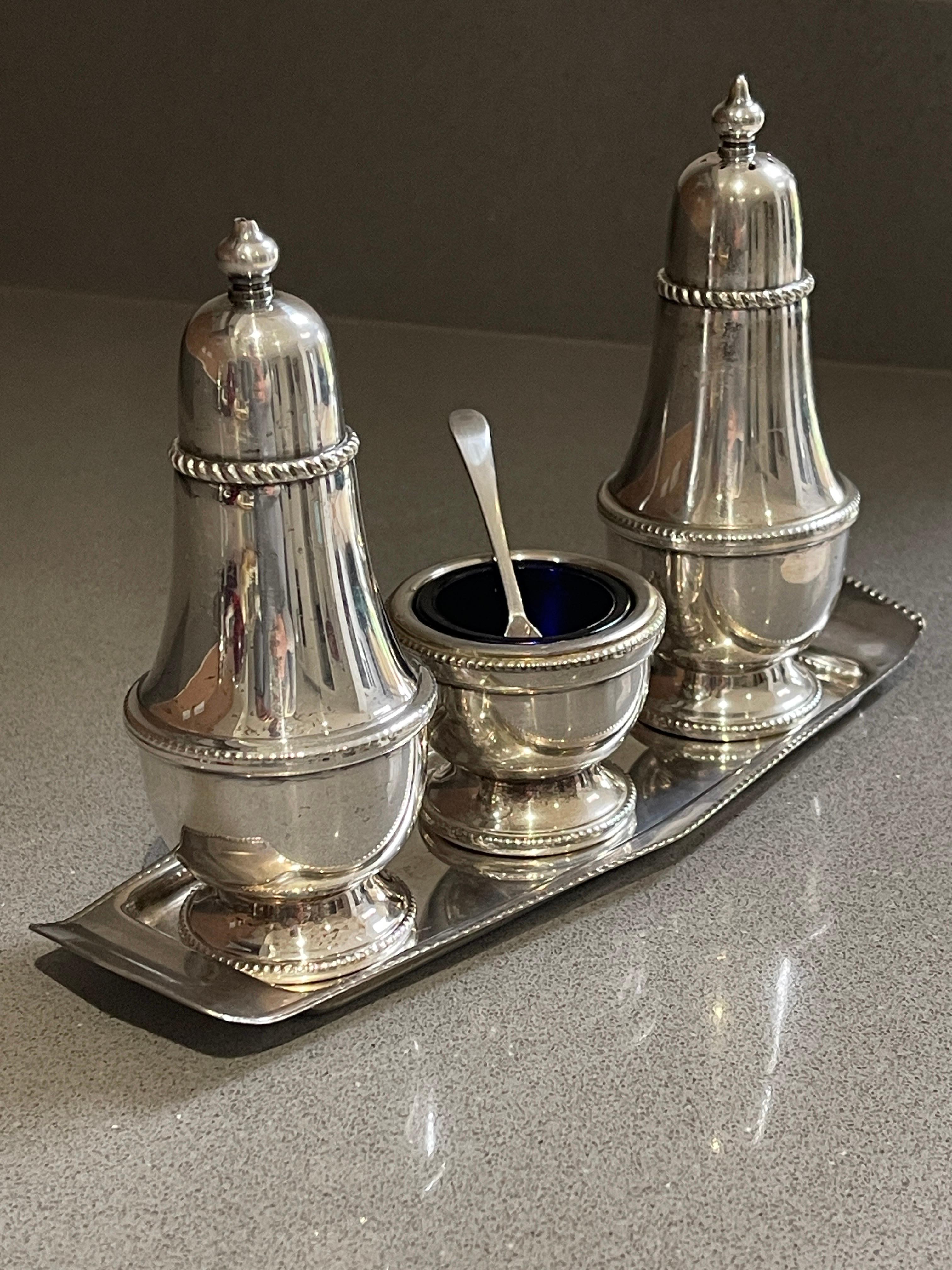 English Antique Silver Salt Pepper Shaker, Art Deco Decorative Condiment Set with Tray  For Sale