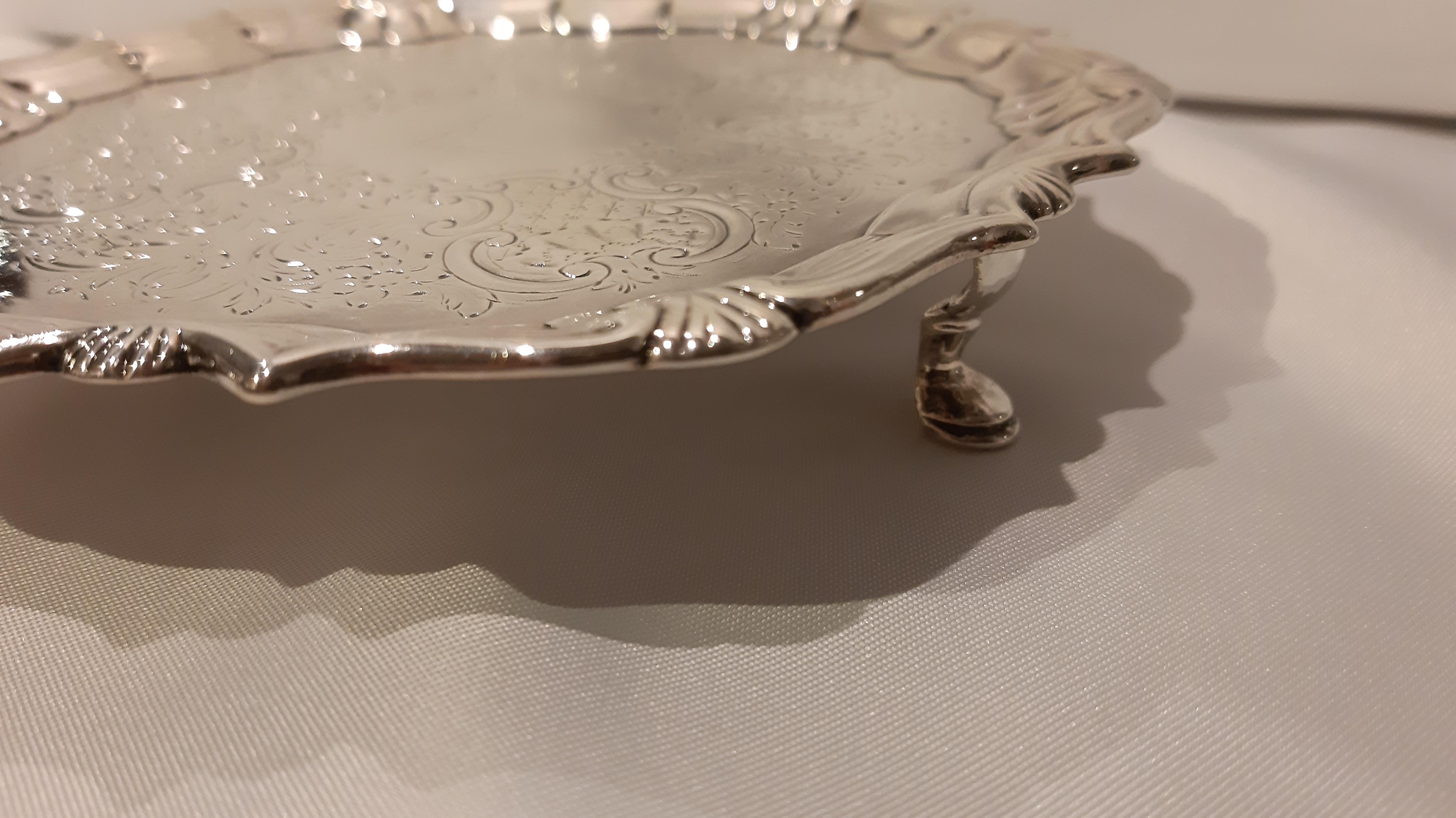 Victorian Antique silver salver backed with feet. Punches by silversmith R. Abercorn For Sale