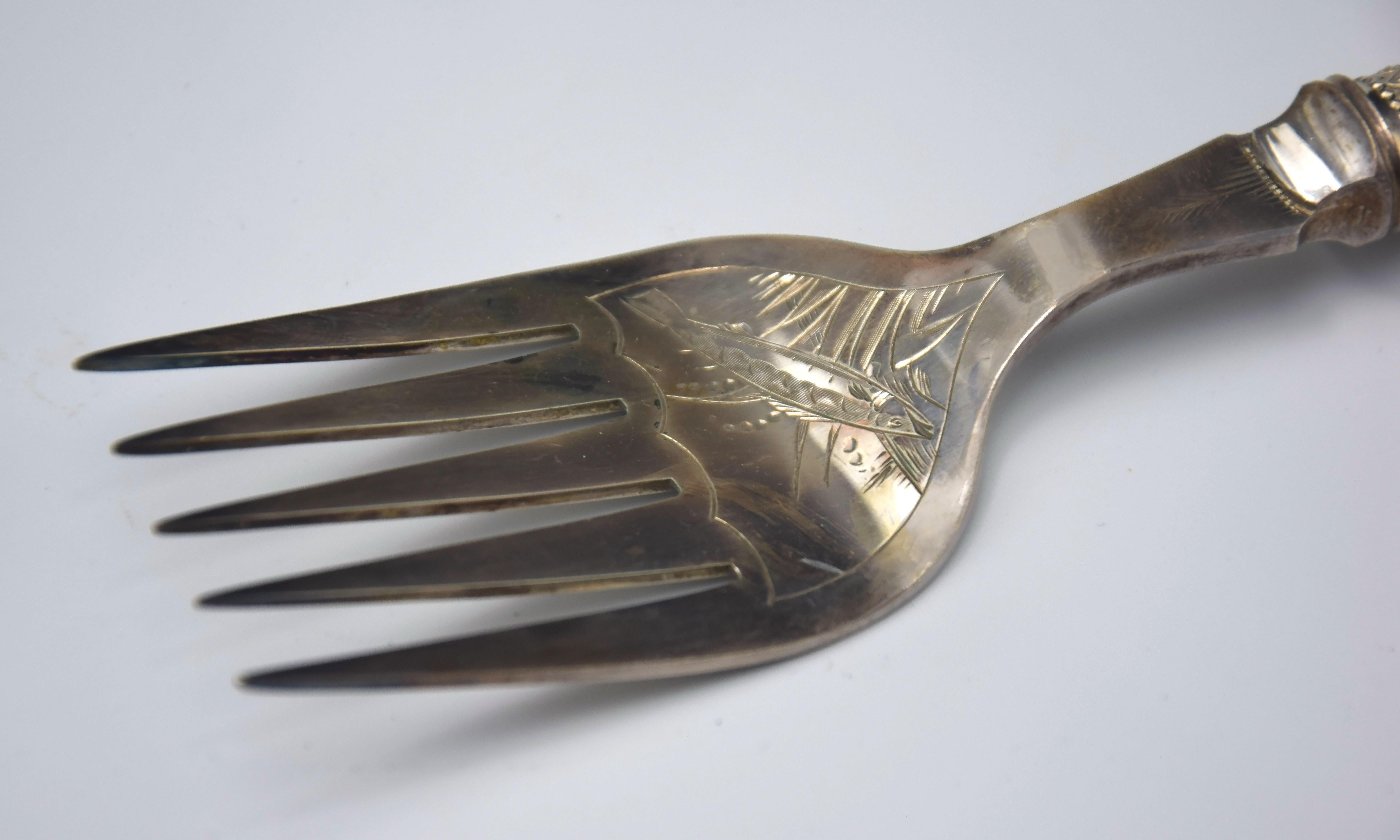 British Antique Silver Serving Cutlery, England, 1875 For Sale