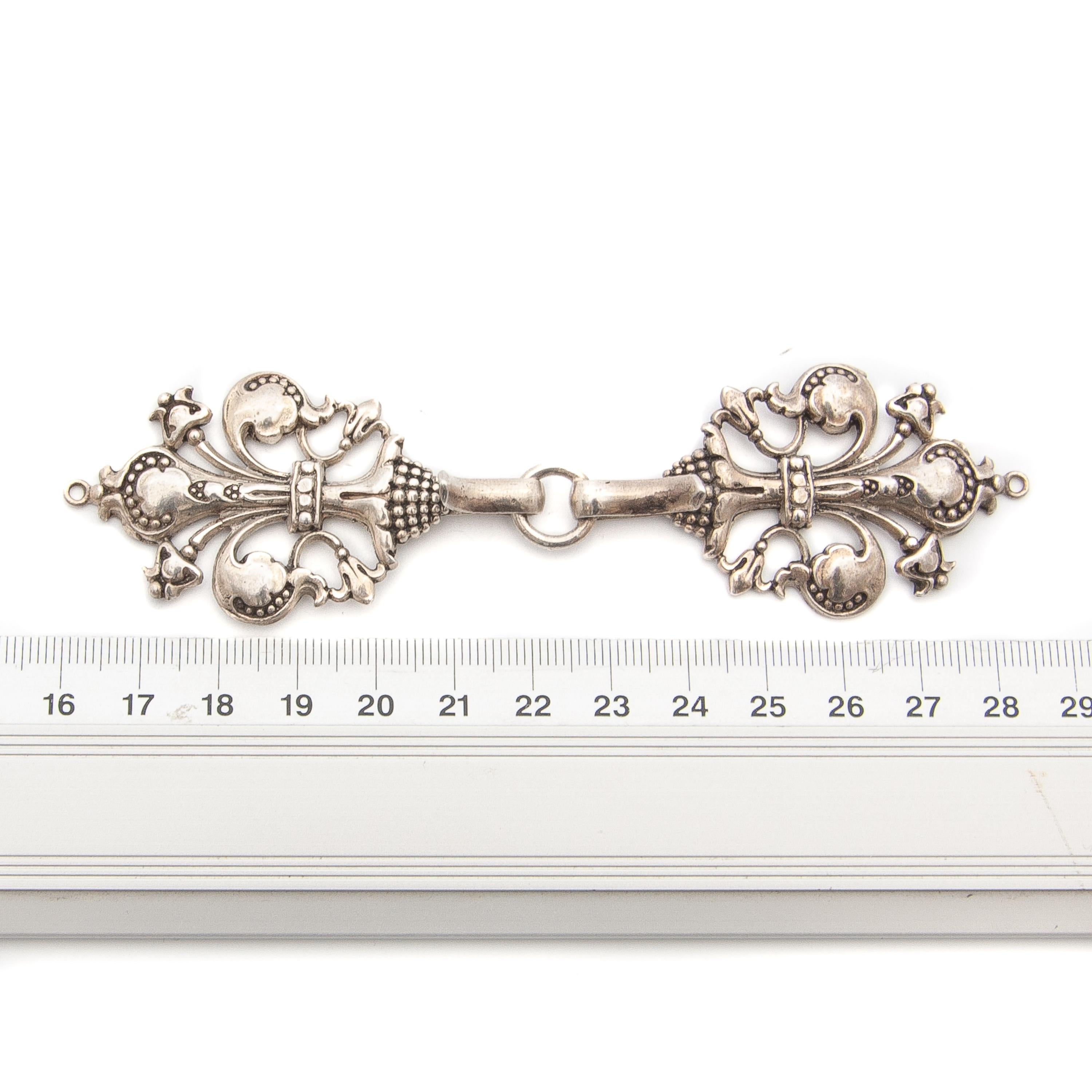 Antique Silver Shawl Buckle, Late 19th Century For Sale 5
