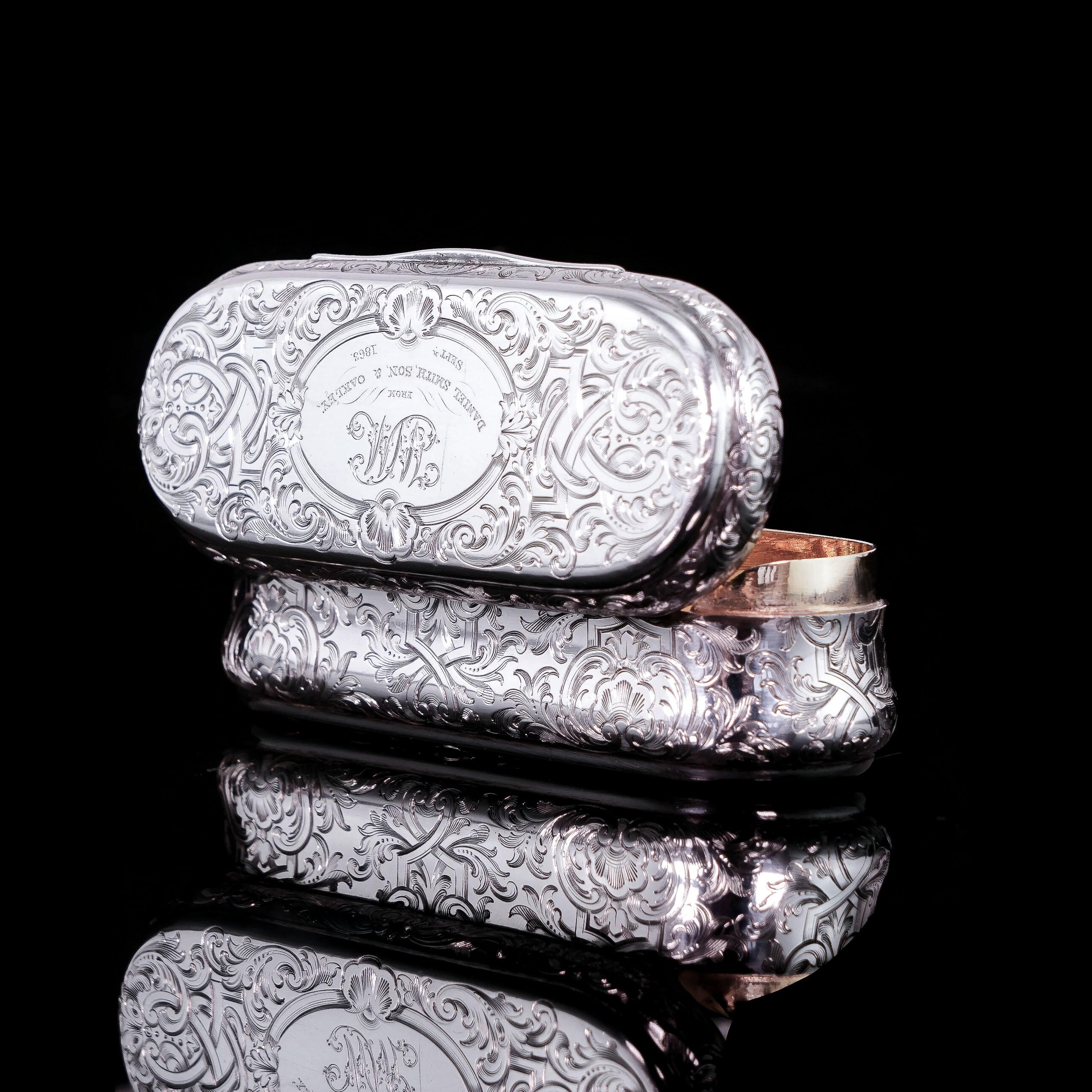Victorian Antique Silver Snuff Box Oblong Shape - Charles Rawlings & William Summers 1849 For Sale