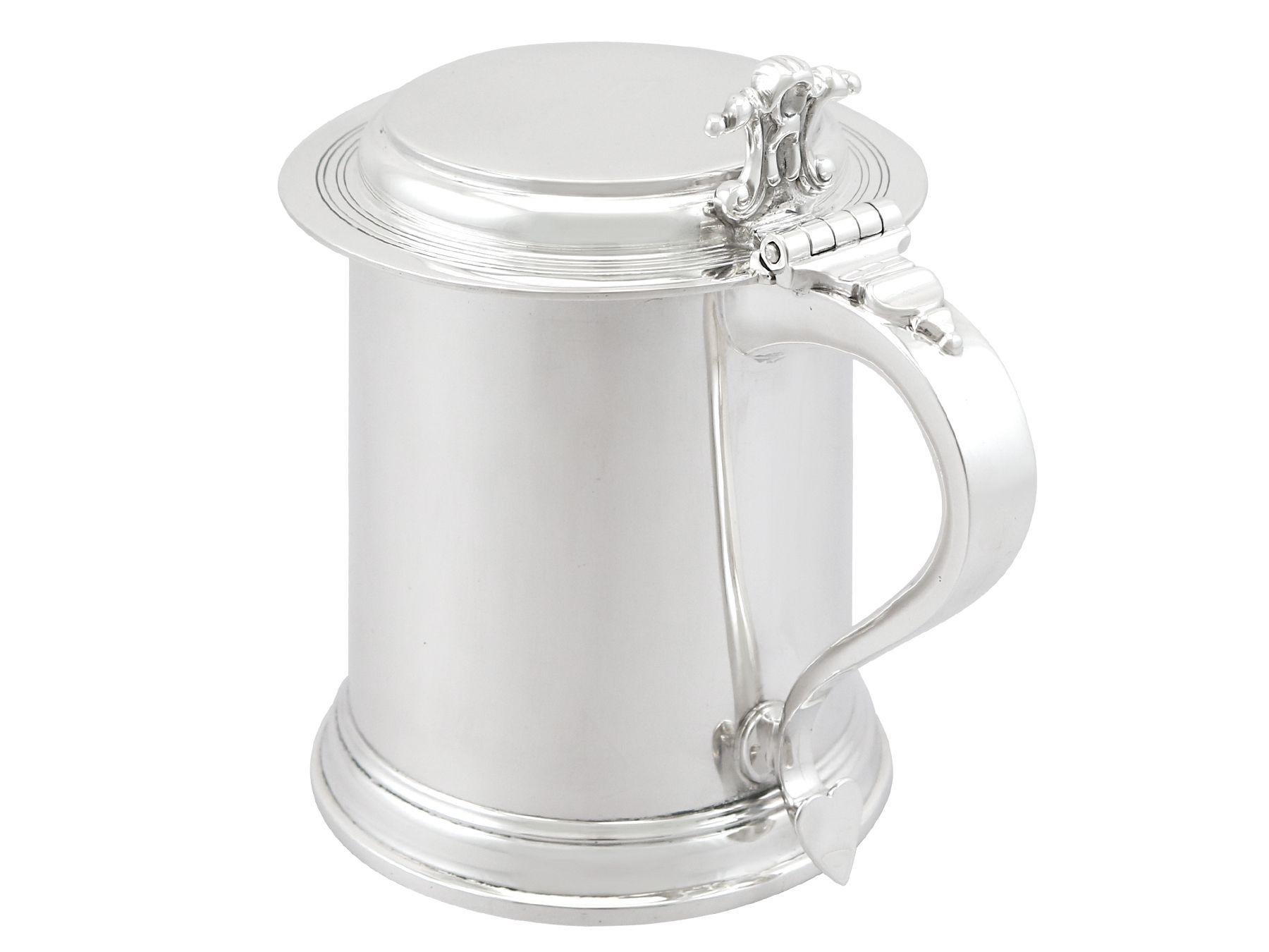 British Edward Barnard & Sons Ltd Antique Sterling Silver Tankard For Sale