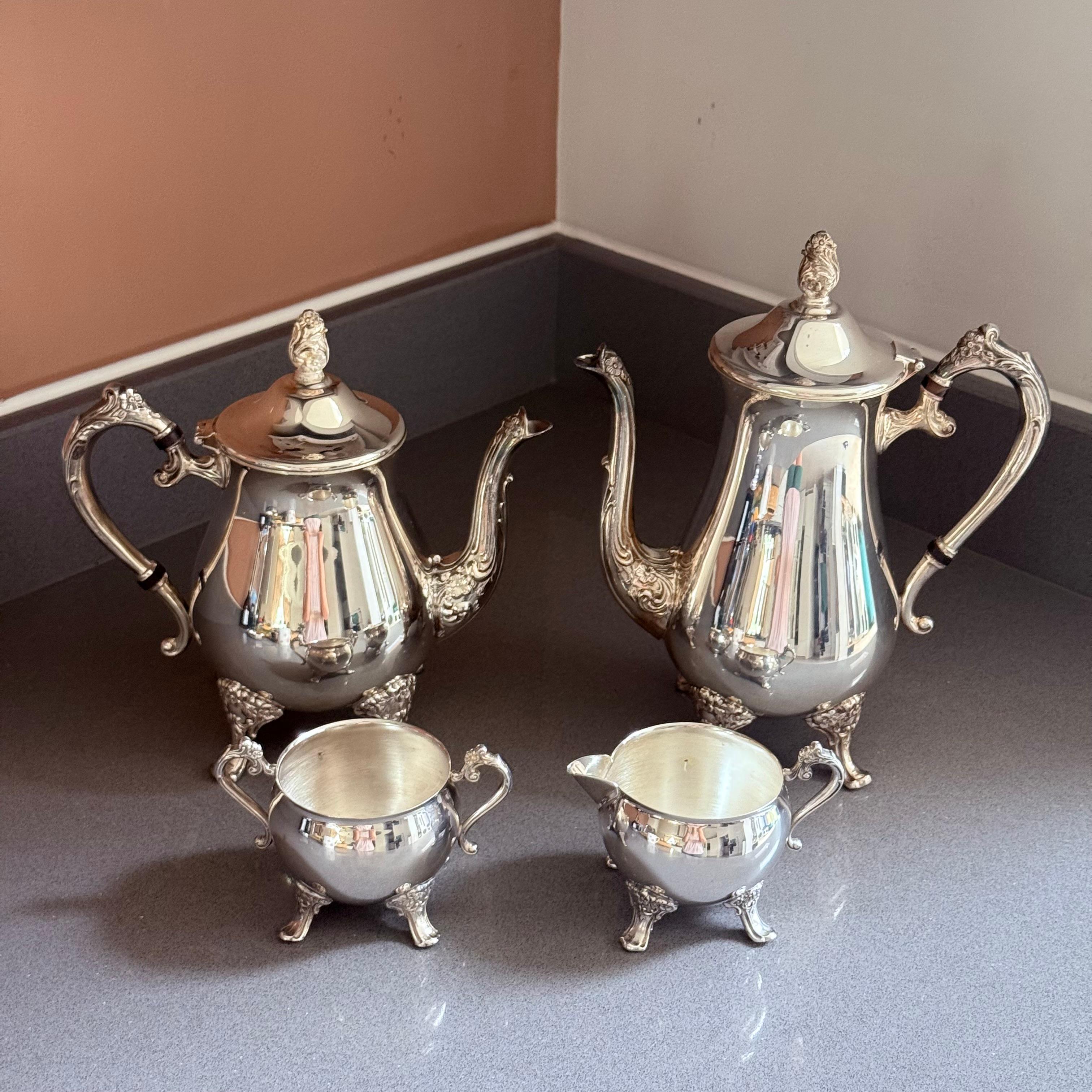Métal Service à thé et à café en argent ancien, 4 pièces, service à pied, poignées ornées couvercles en vente
