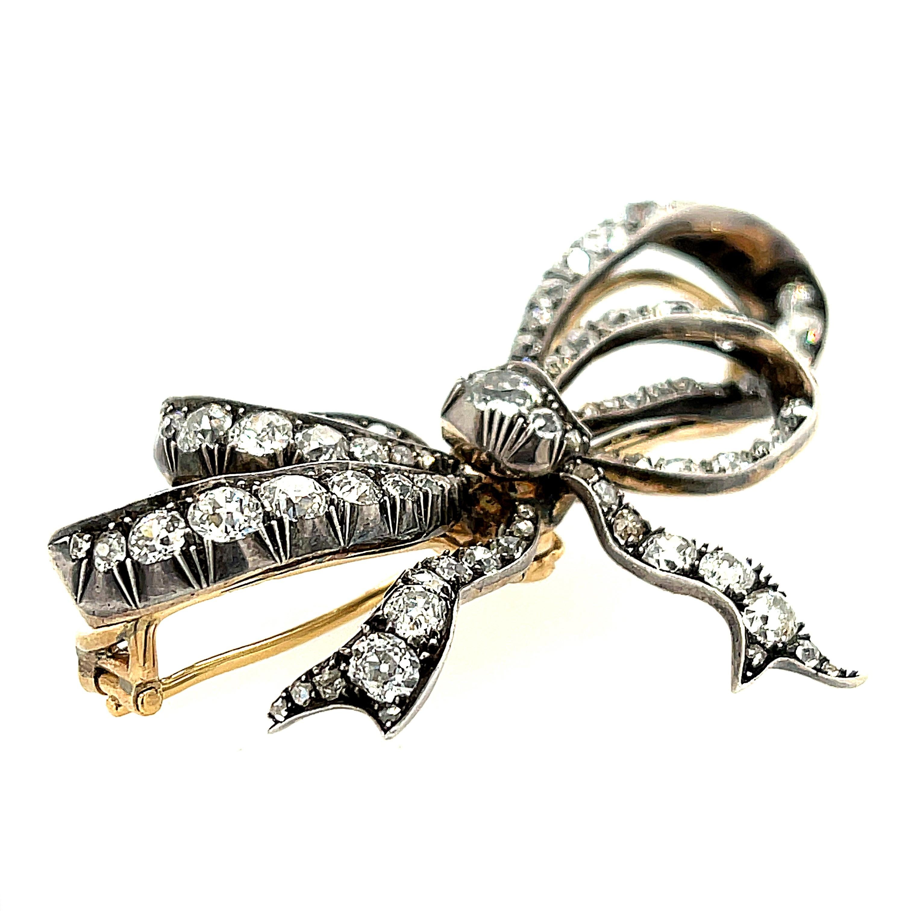 Women's or Men's Antique Silver Topped Gold Old European Cut Diamond Bow Brooch