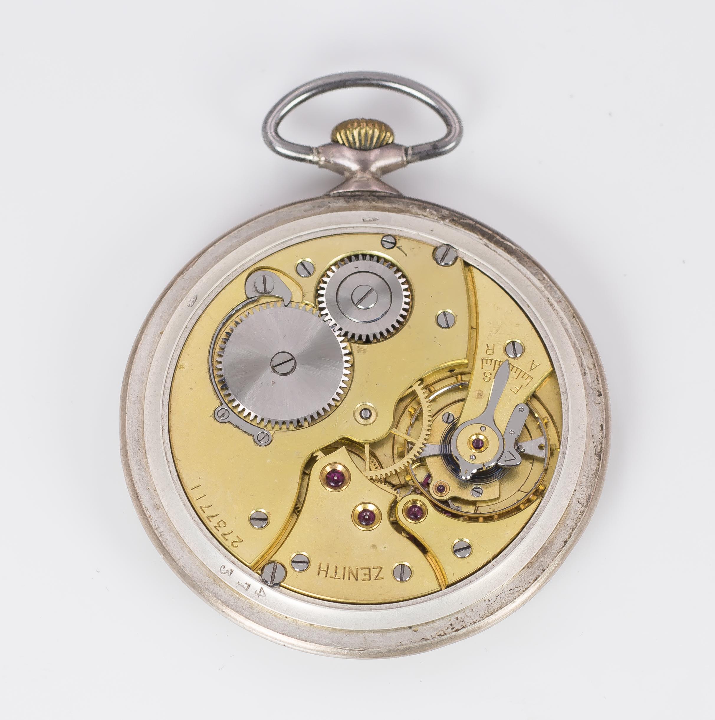 Antique Silver Zenith Pocketwatch, 1930s In Good Condition In Bologna, IT