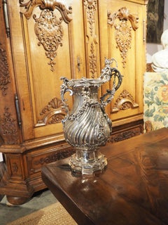 Antica brocca in bronzo argentato proveniente dalla Francia, circa 1890