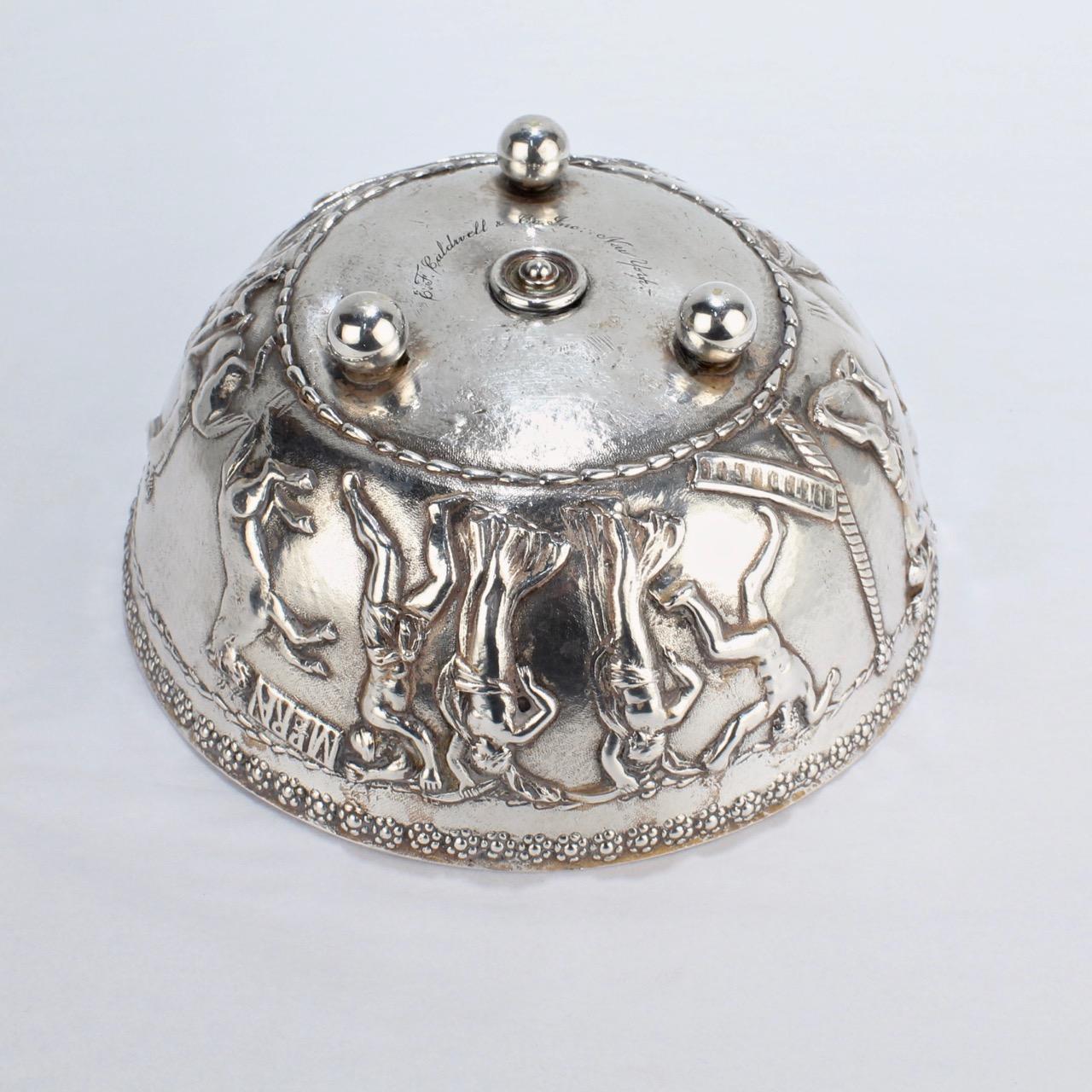 Antiguo cuenco de bronce plateado de renacimiento romano o arqueológico de E. F. Caldwell en venta 3