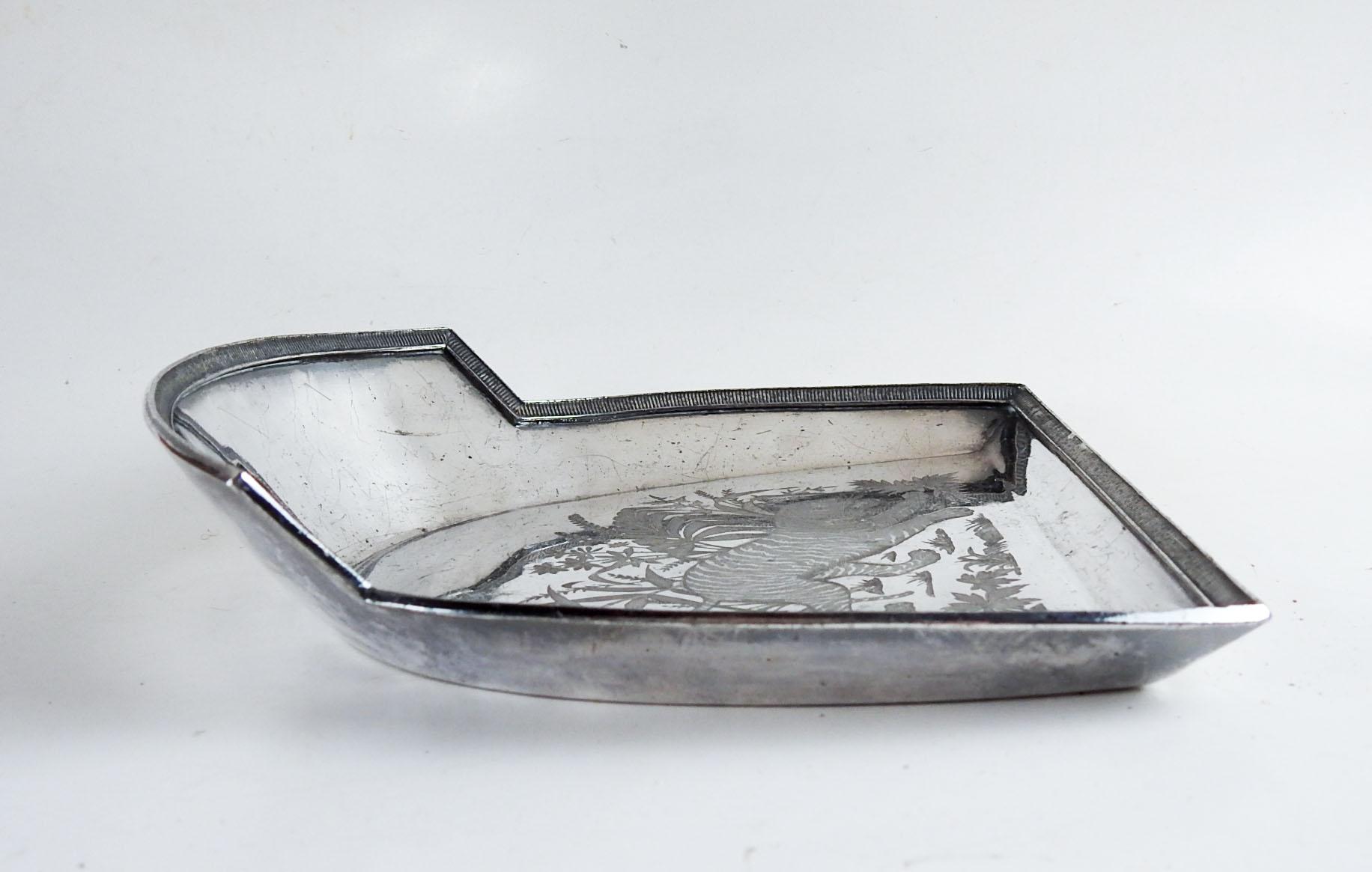 Antique Silverplate Aesthetic Tiger Tray In Good Condition For Sale In Seguin, TX