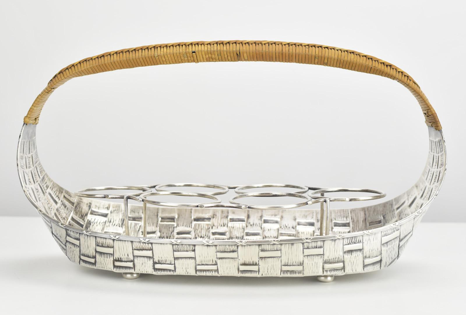 Cesta antigua plateada Portavasos de limonada Mango de ratán Art Nouveau en Bueno estado para la venta en Bad Säckingen, DE