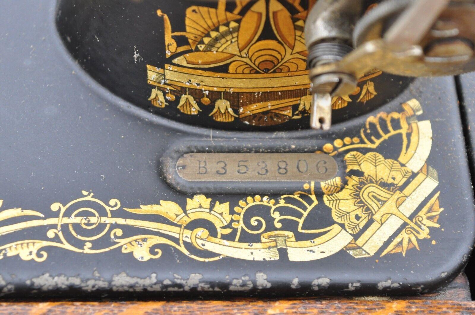 20th Century Antique Singer Sewing Machine Sphinx Model 127 Treadle Base