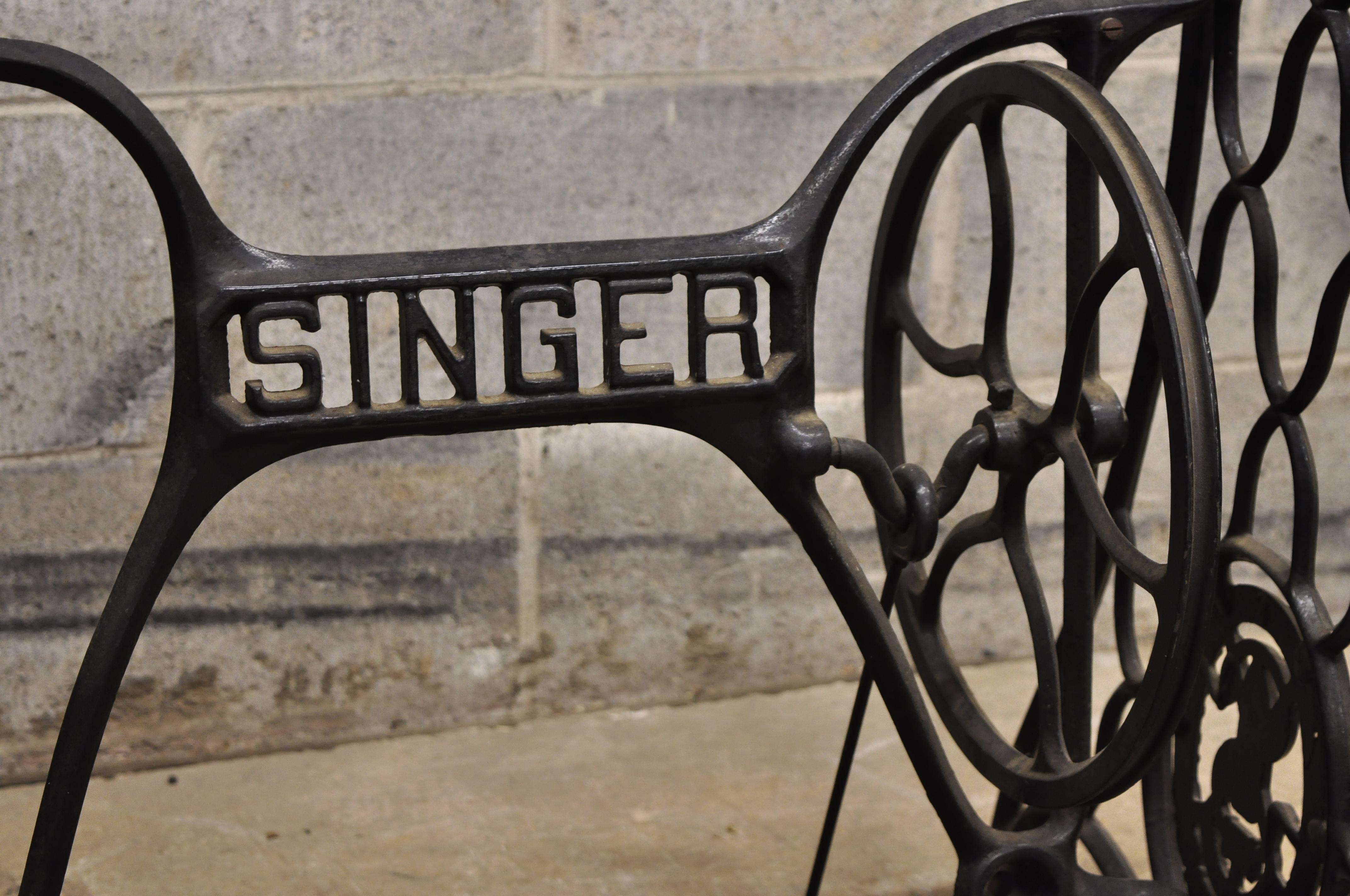 singer sewing machine base dimensions