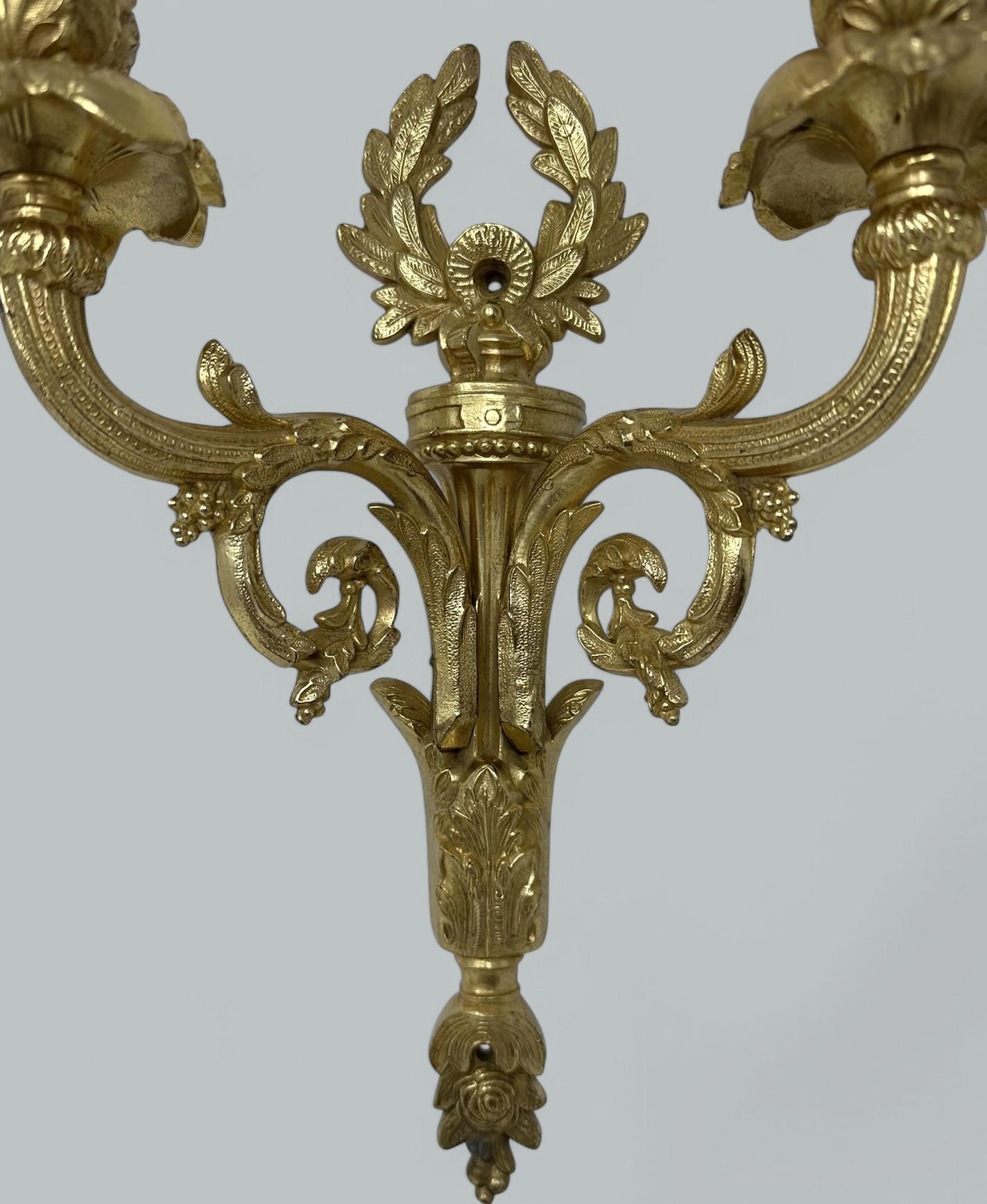 Antico Singolo Ormolu Bronzo dorato Twin Light Wall Candle Sconce Applique 19 ° Ct In condizioni buone in vendita a Dublin, Ireland