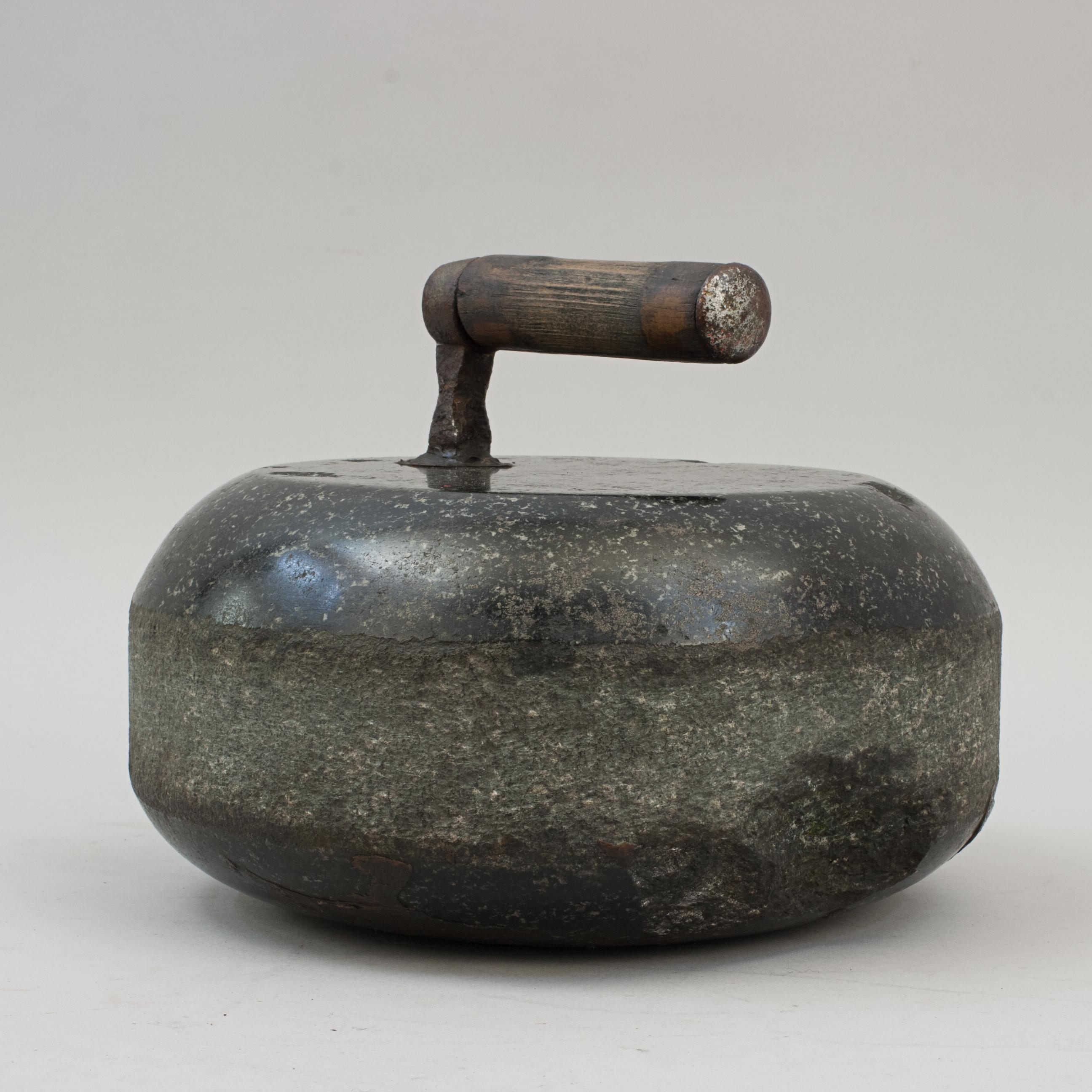 British Antique Single-soled Curling Stone For Sale