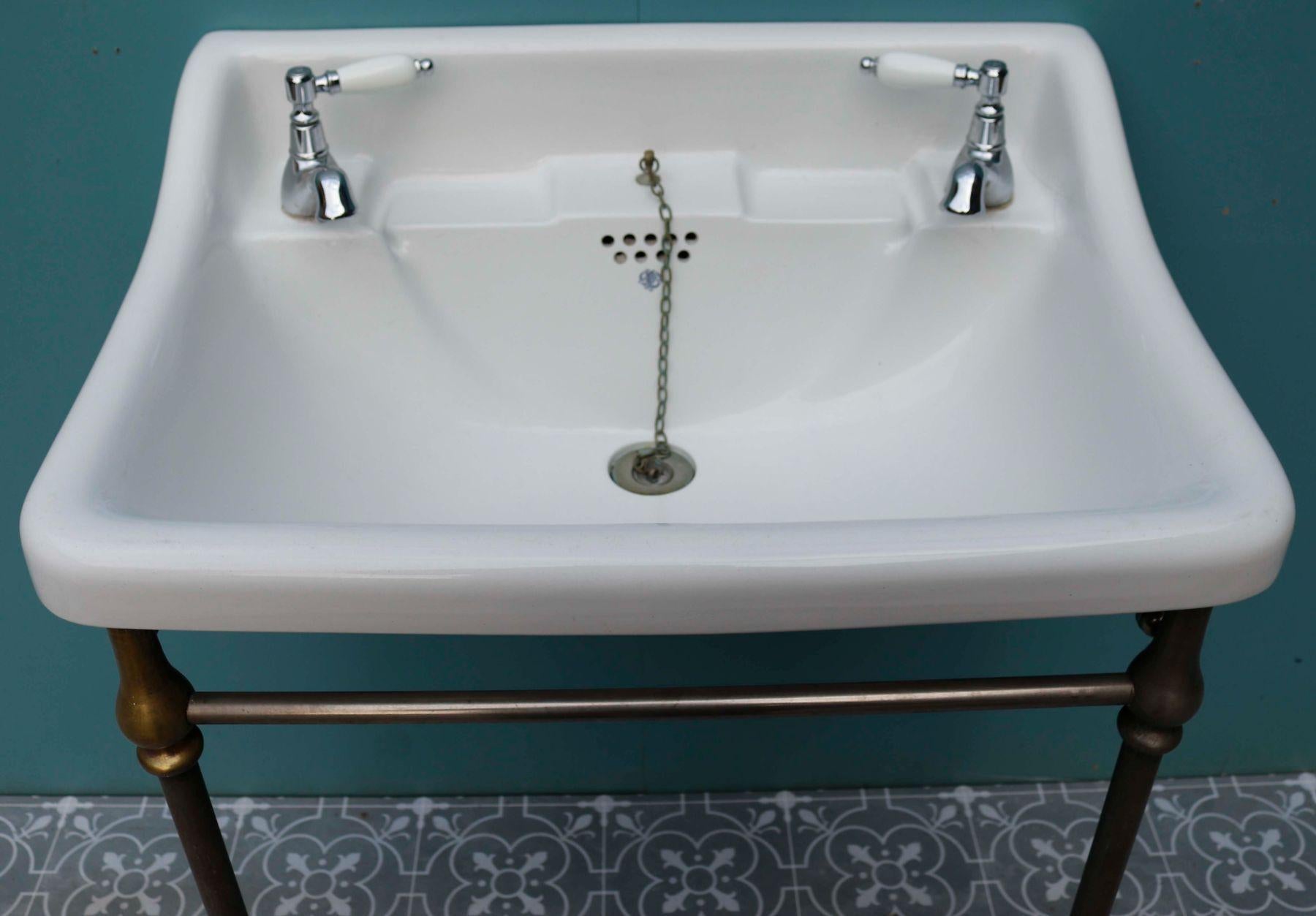 20th Century Antique Sink with Metal Stand