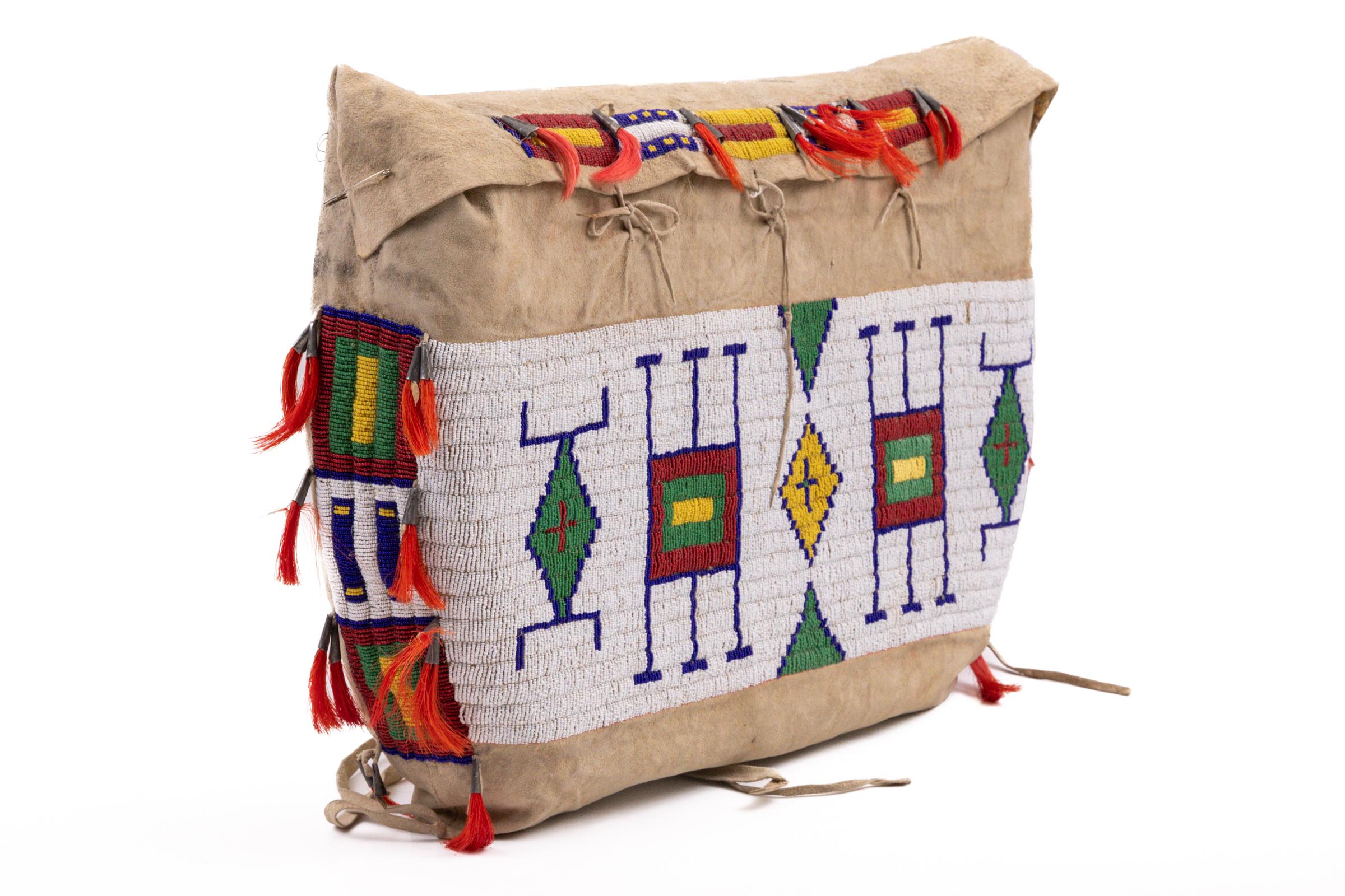 Nativo americano Antica borsa in pelle di daino e tela con perline dei nativi americani delle pianure Sioux