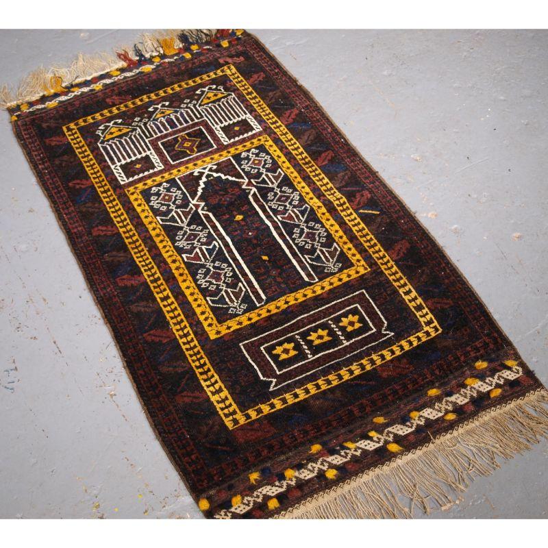 Antique Sistan Baluch Three Mihrab prayer rug.

This is a good small example of a seh-mihrab (three mihrab) prayer rug by the Sistan Baluch, the rug is well drawn and has wonderful contrast of colour. Note the original end finishes with the