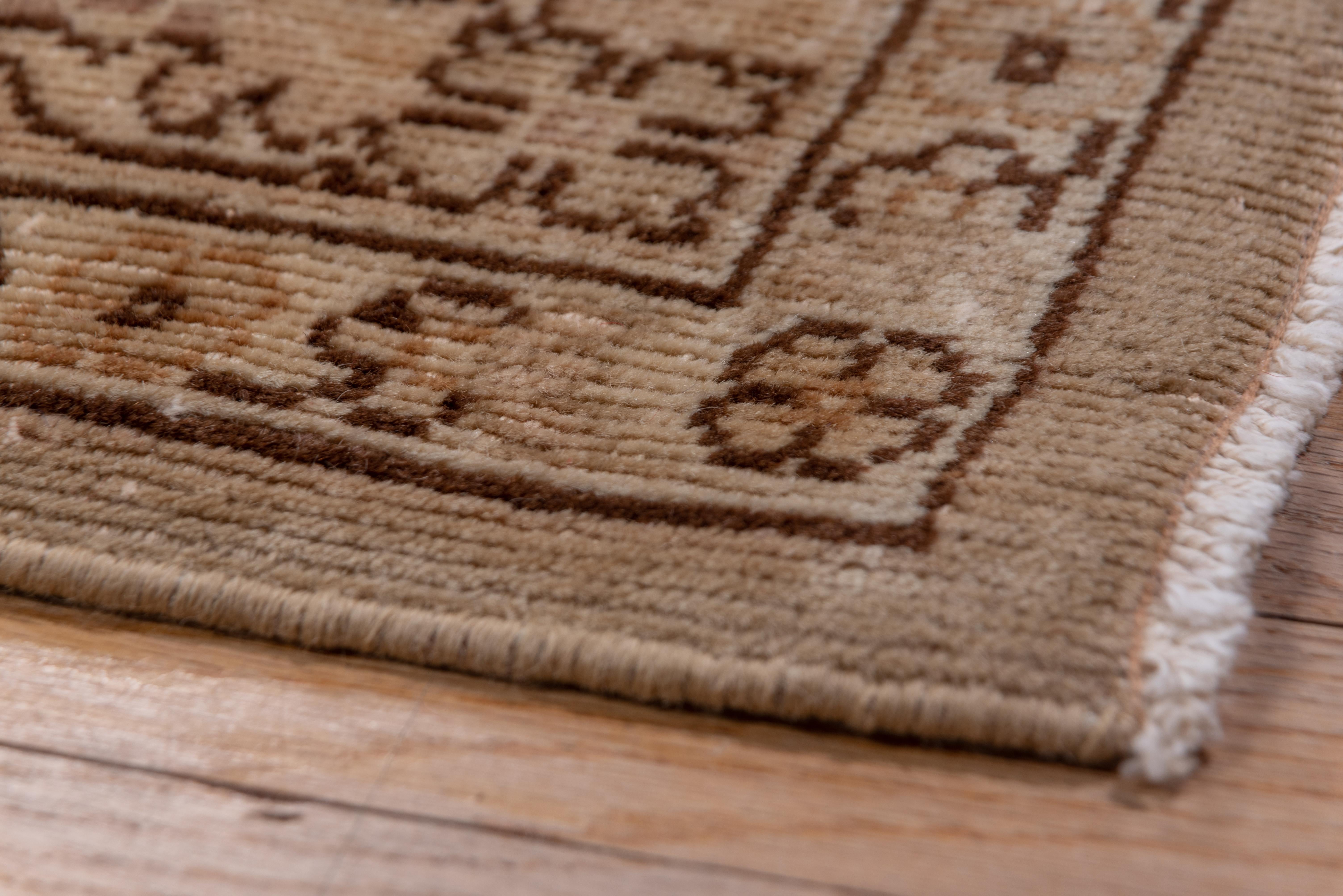 Antique Sivas Carpet For Sale 1