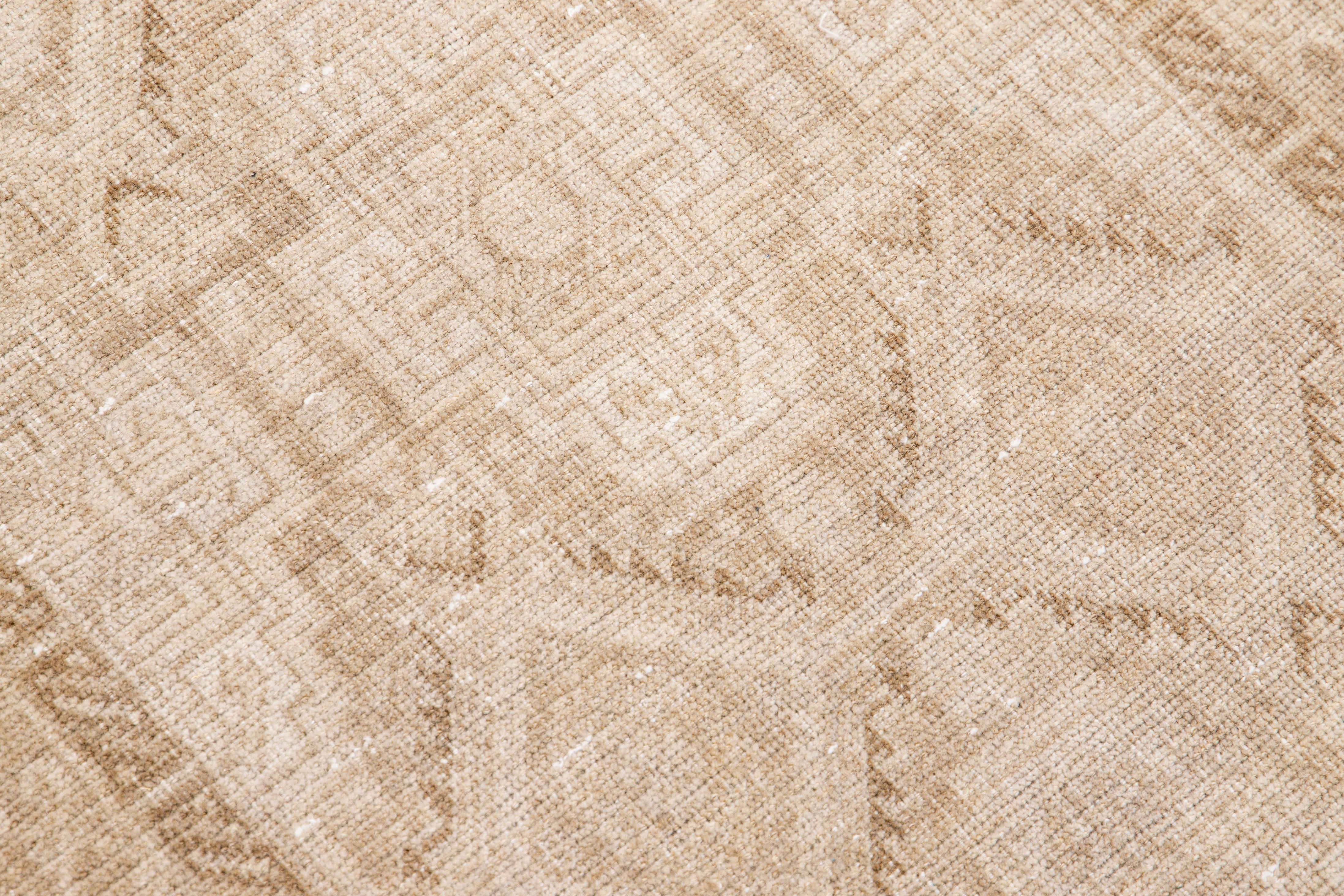 Antiker Sivas handgefertigter Läufer aus beiger Wolle mit Allover-Motiv in Beige im Angebot 1