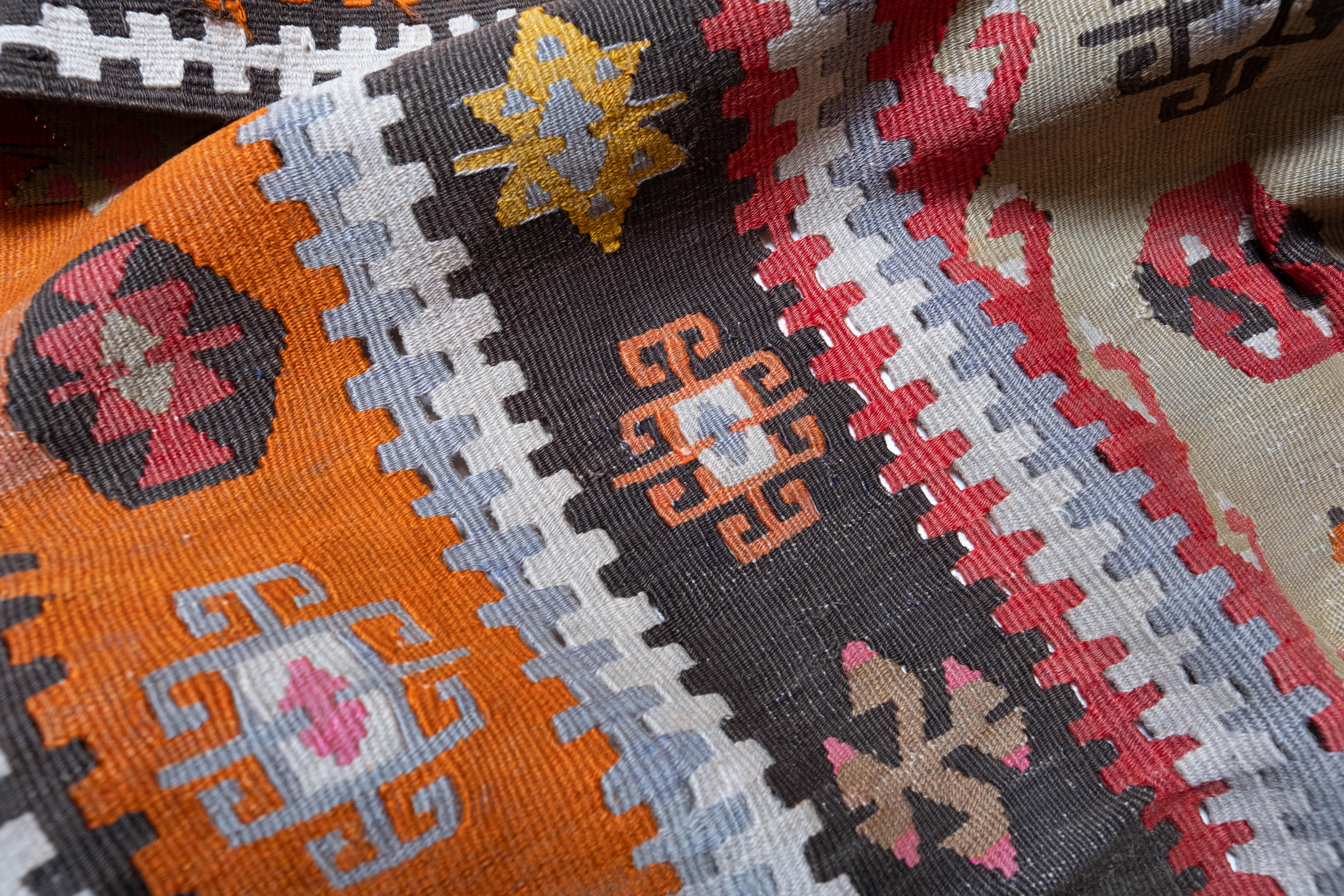 Alfombra antigua de Anatolia Central Sivas Kilim Alfombra turca Anudado a mano en venta