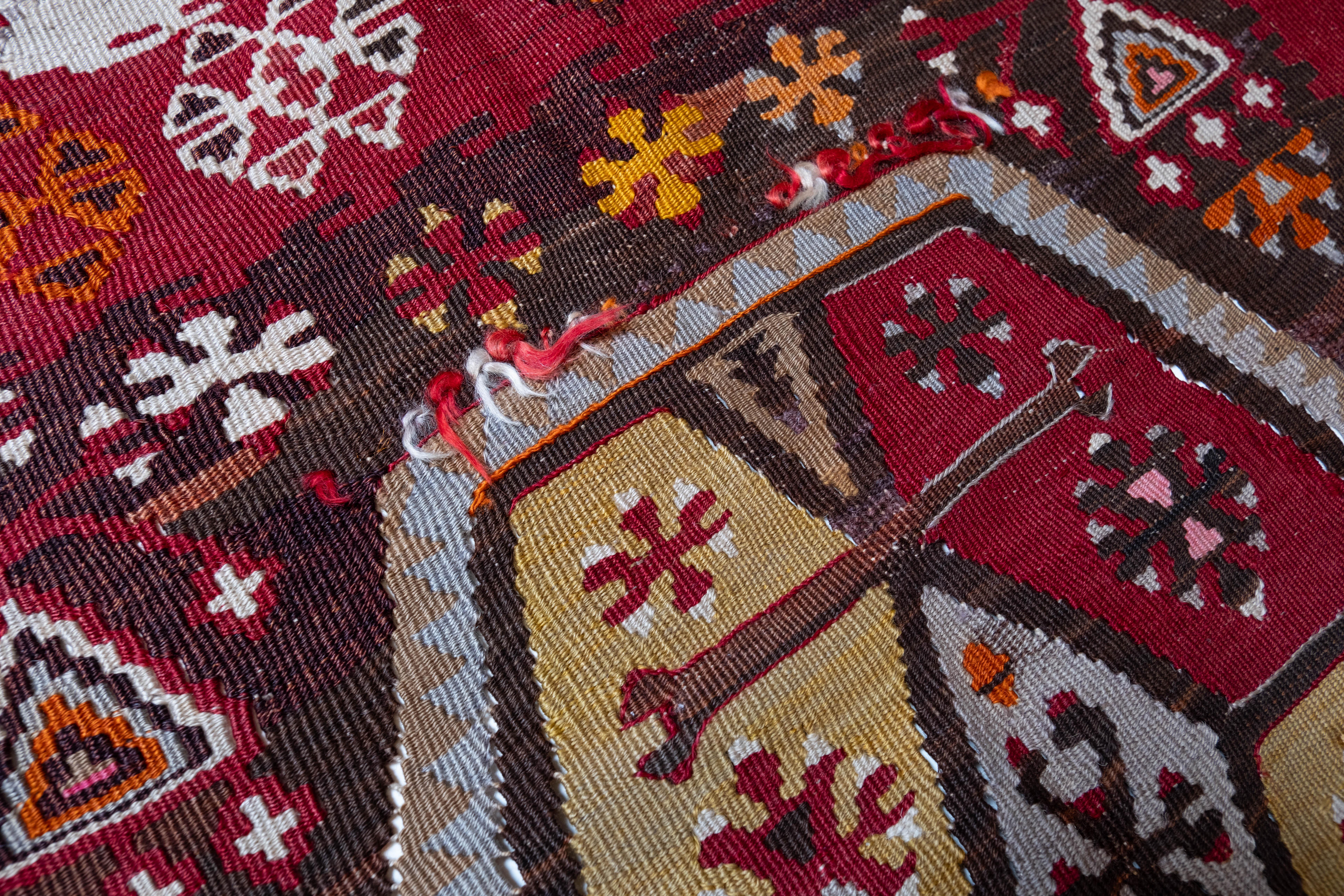 Antique Sivas Kilim Central Anatolian Old Rug Turkish Carpet In Good Condition For Sale In Tokyo, JP