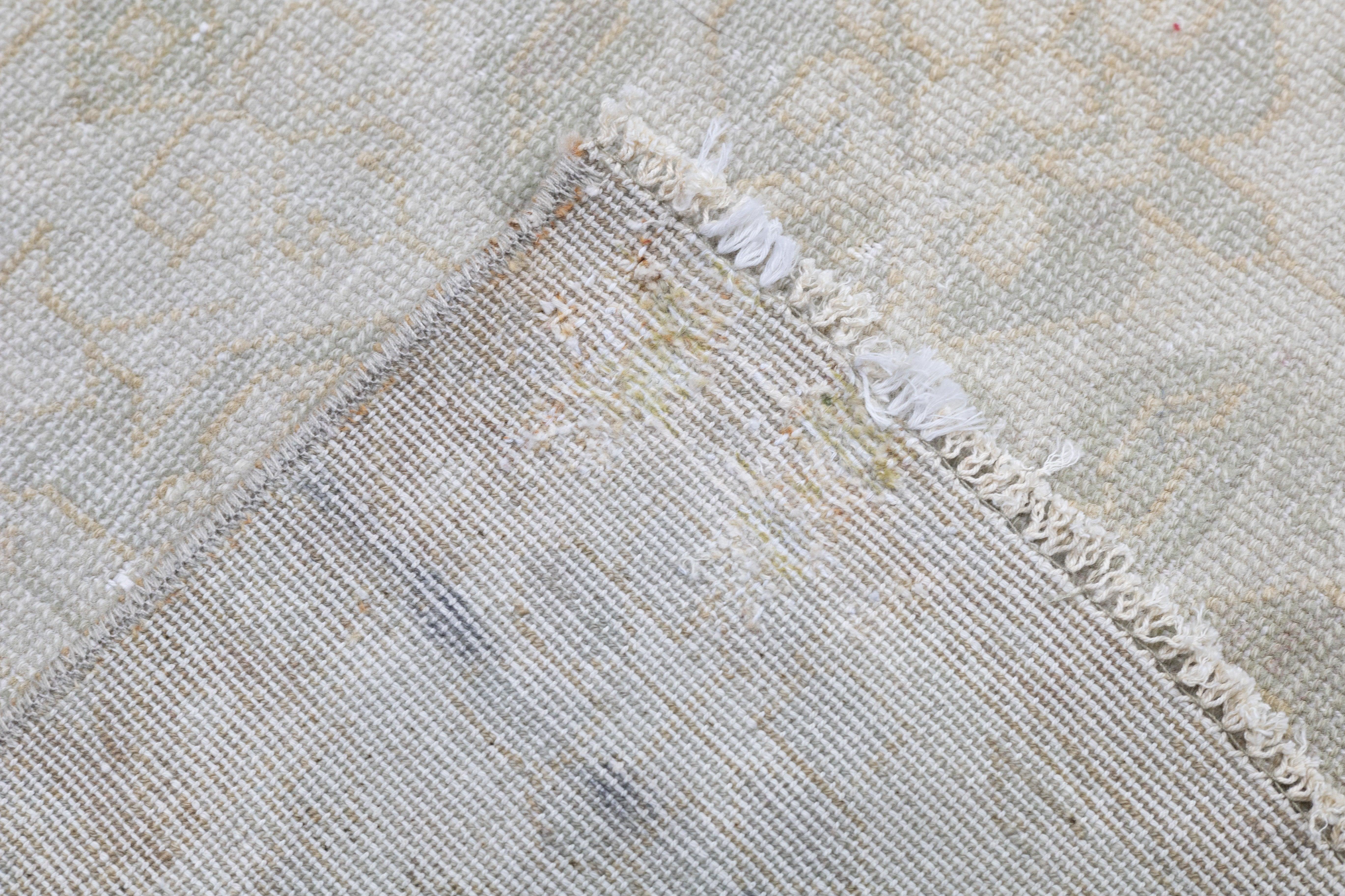 Antiker Sivas-Teppich 3'4'' x 4'2'' im Angebot 5