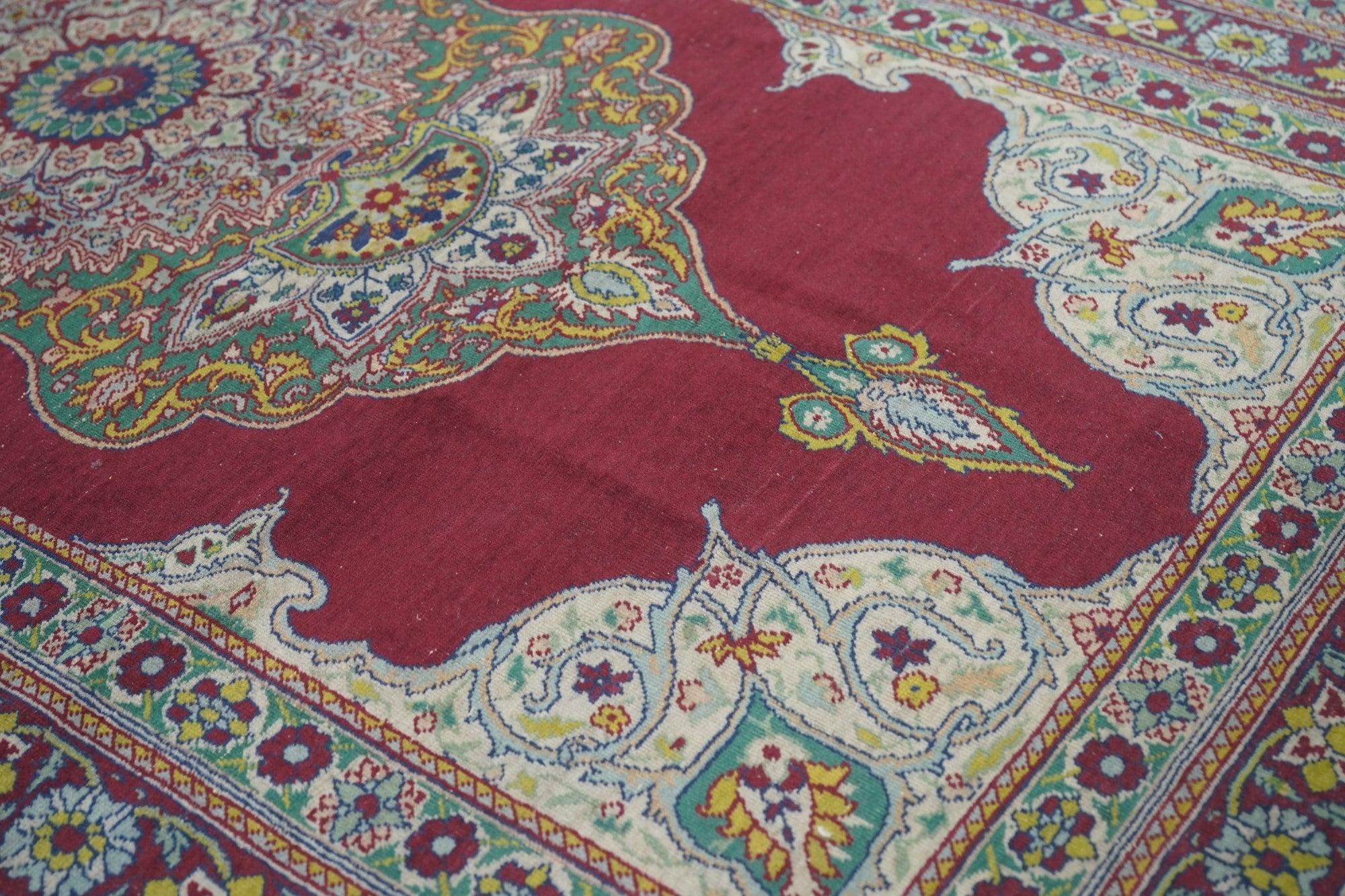 20th Century Antique Sivas Rug 3'9'' x 7'0