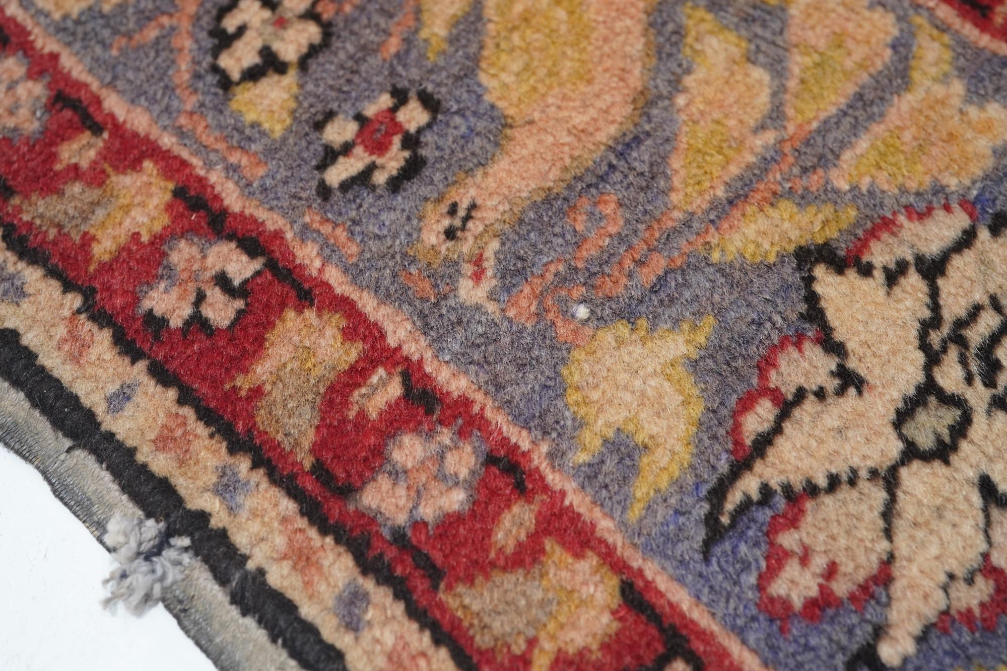 Early 20th Century Antique Sivas Rug 5'0'' x 7'3'' For Sale