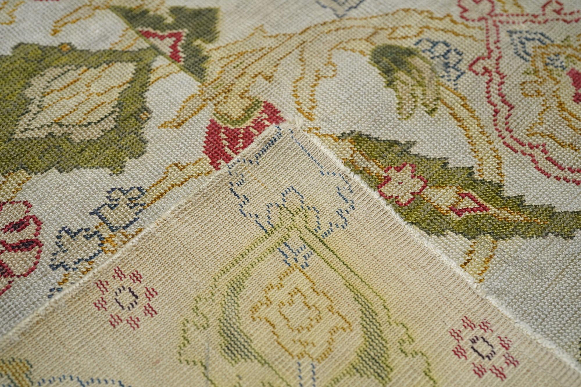 Türkischer Sivas-Teppich aus Seide, 18. Jahrhundert  im Angebot 5