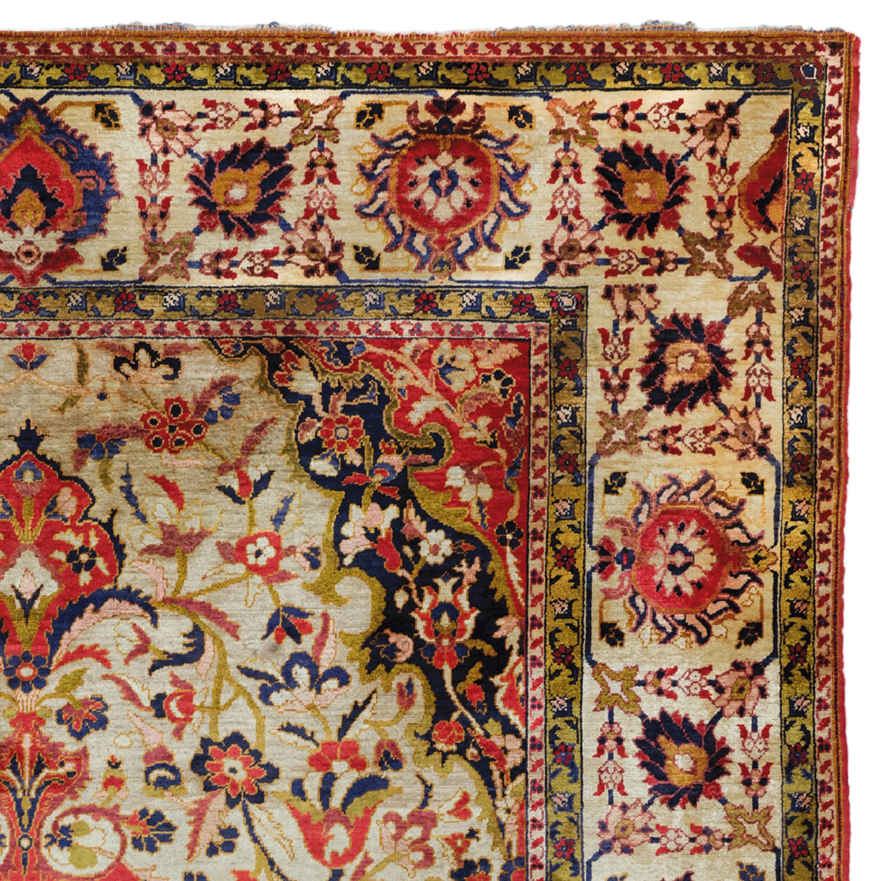 Antique Sivas Silk Rug - Antique Anatolian Rug, Antique Silk Rug, Anatolian Silk In Good Condition For Sale In Sultanahmet, 34