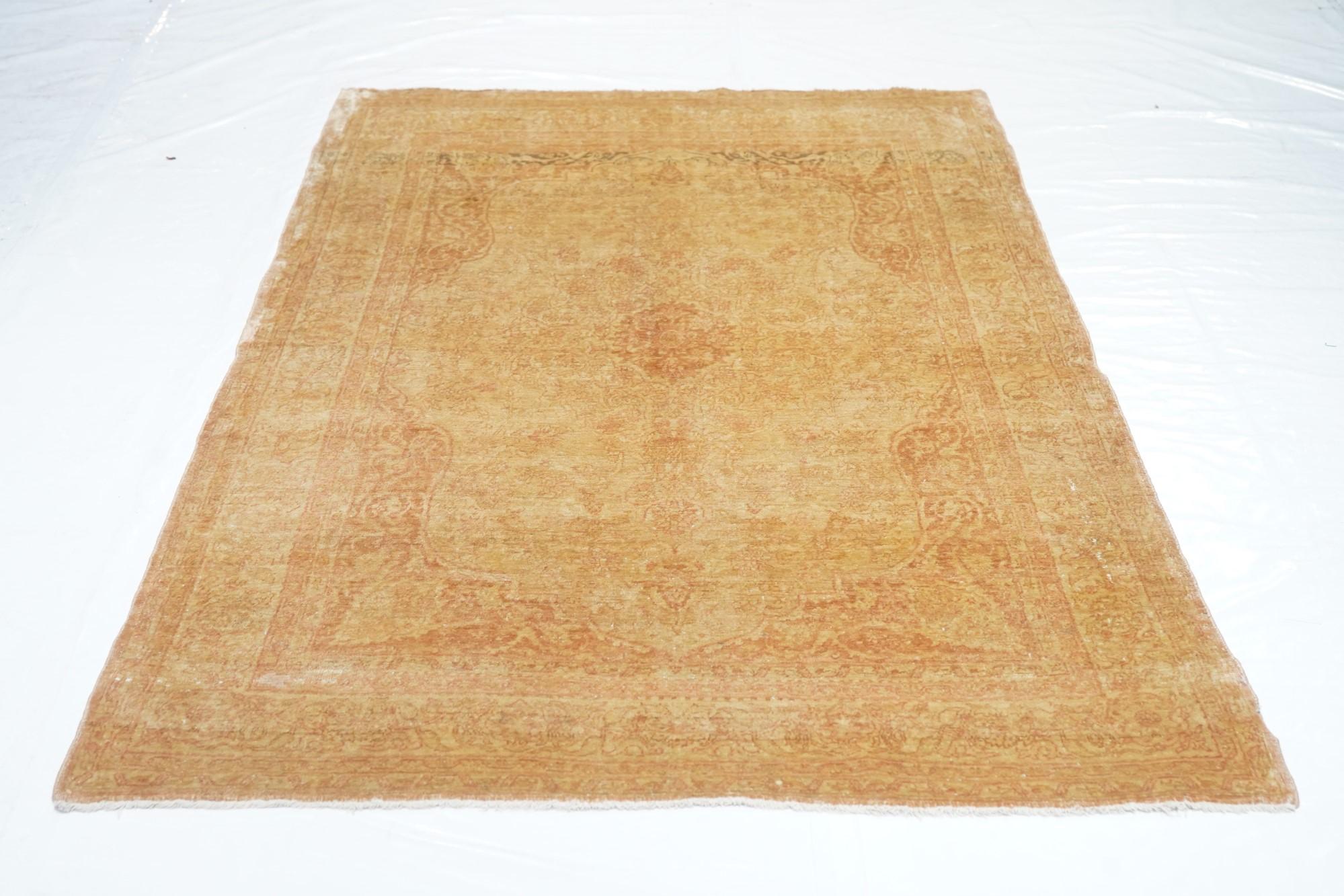 Antique Turkish Sivas Rug 4'0'' x 6'2'' For Sale 5