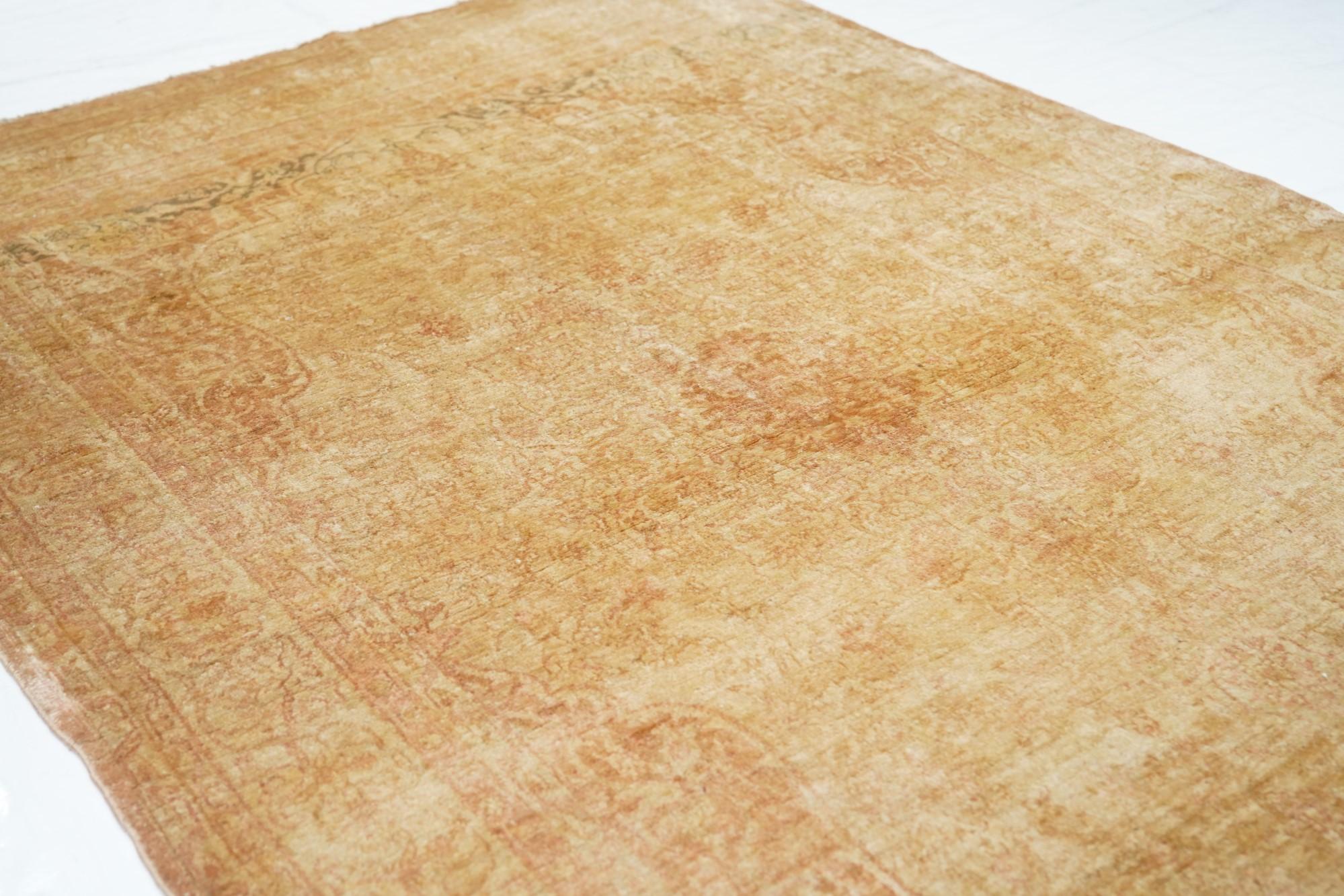 Antique Turkish Sivas Rug 4'0'' x 6'2'' For Sale 4