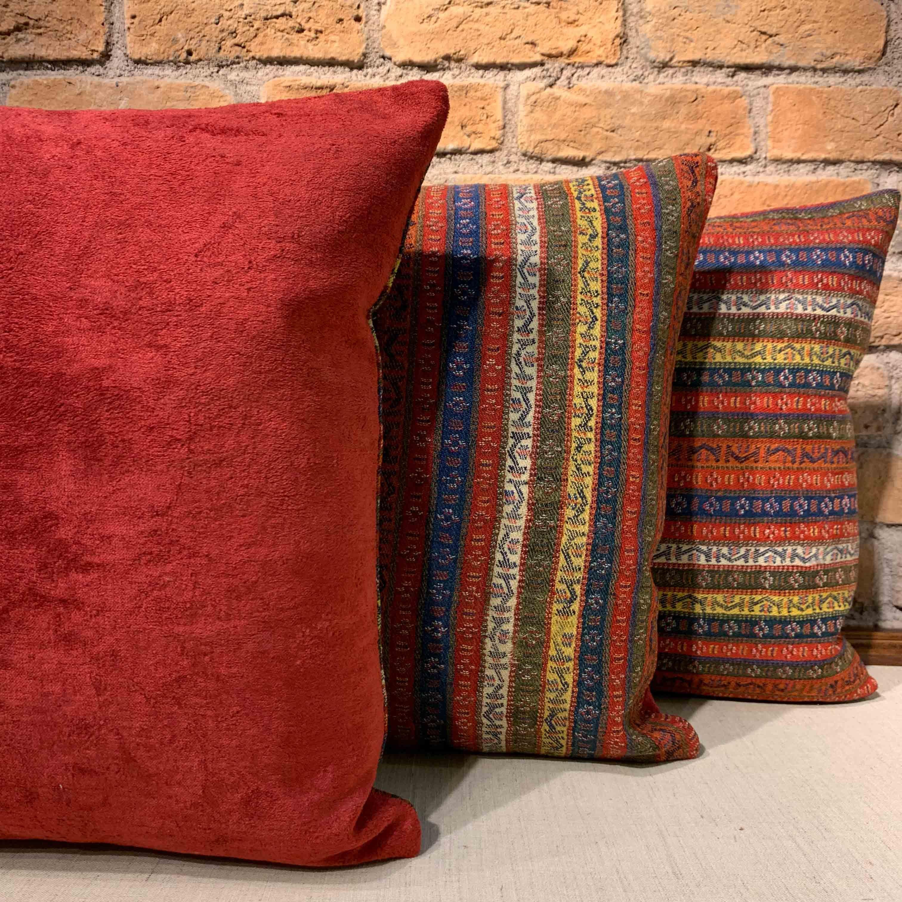 Autre Taies d'oreiller anciennes en laine de Sivas (Trio) en vente