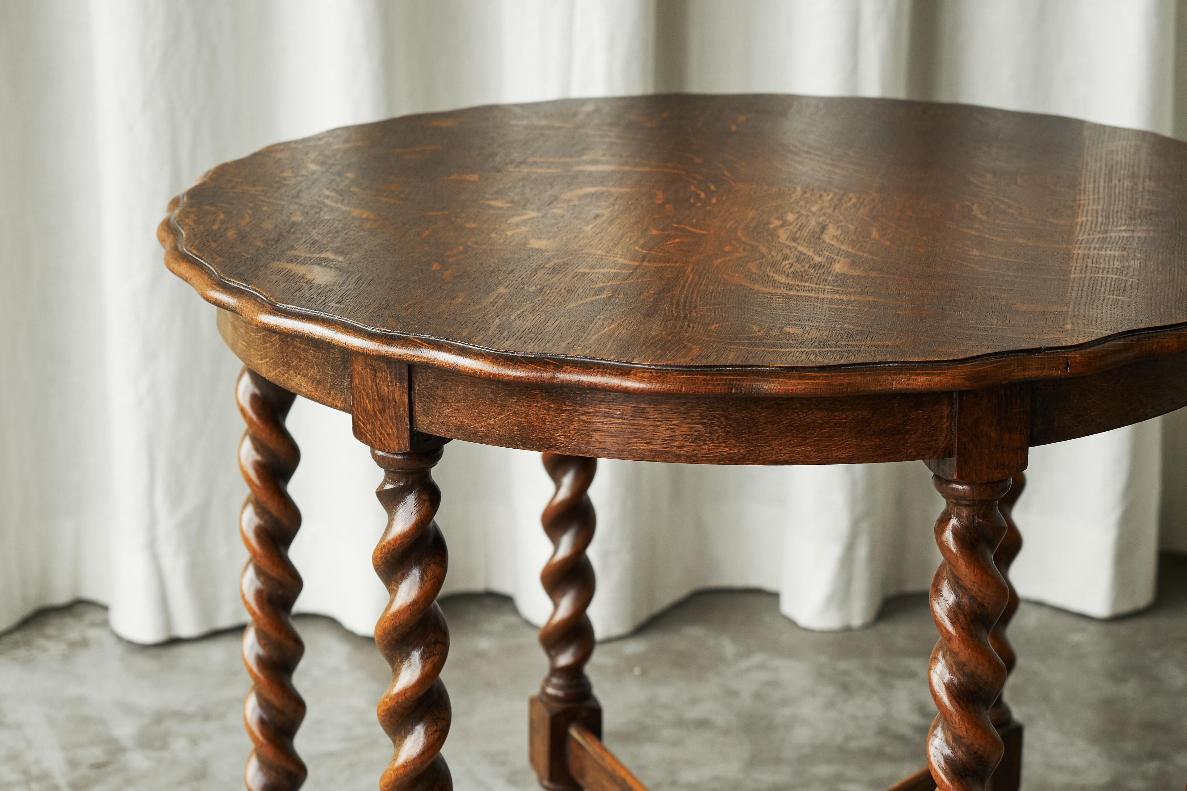 Arts and Crafts Antique Six Legged Side or Gueridon Table in Expressive Oak with Scalloped Top