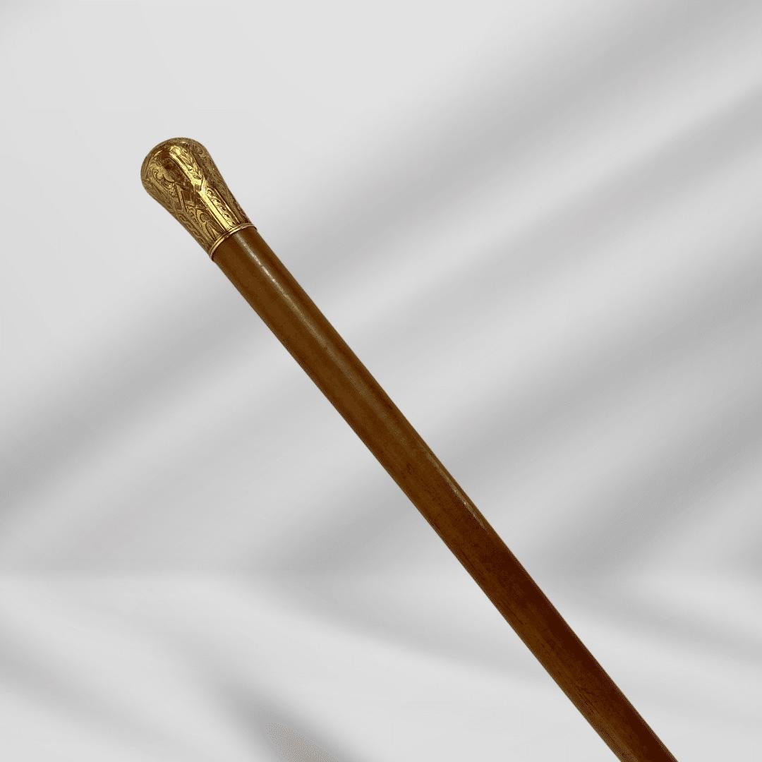 Antique Skinner Gold Plated Knob Handle Walking Stick Cane Light Brown In Excellent Condition For Sale In Jacksonville, FL
