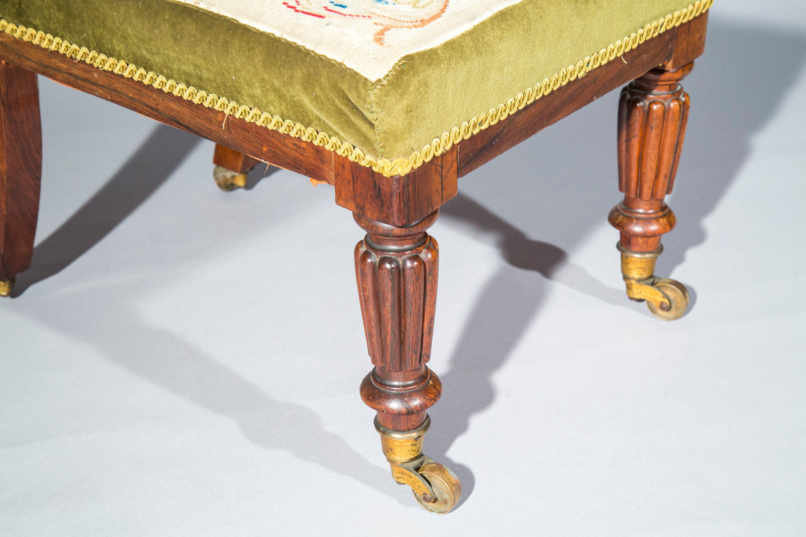Antiker Sessel ohne Armlehne, frühes 19. Jahrhundert (Britisch) im Angebot