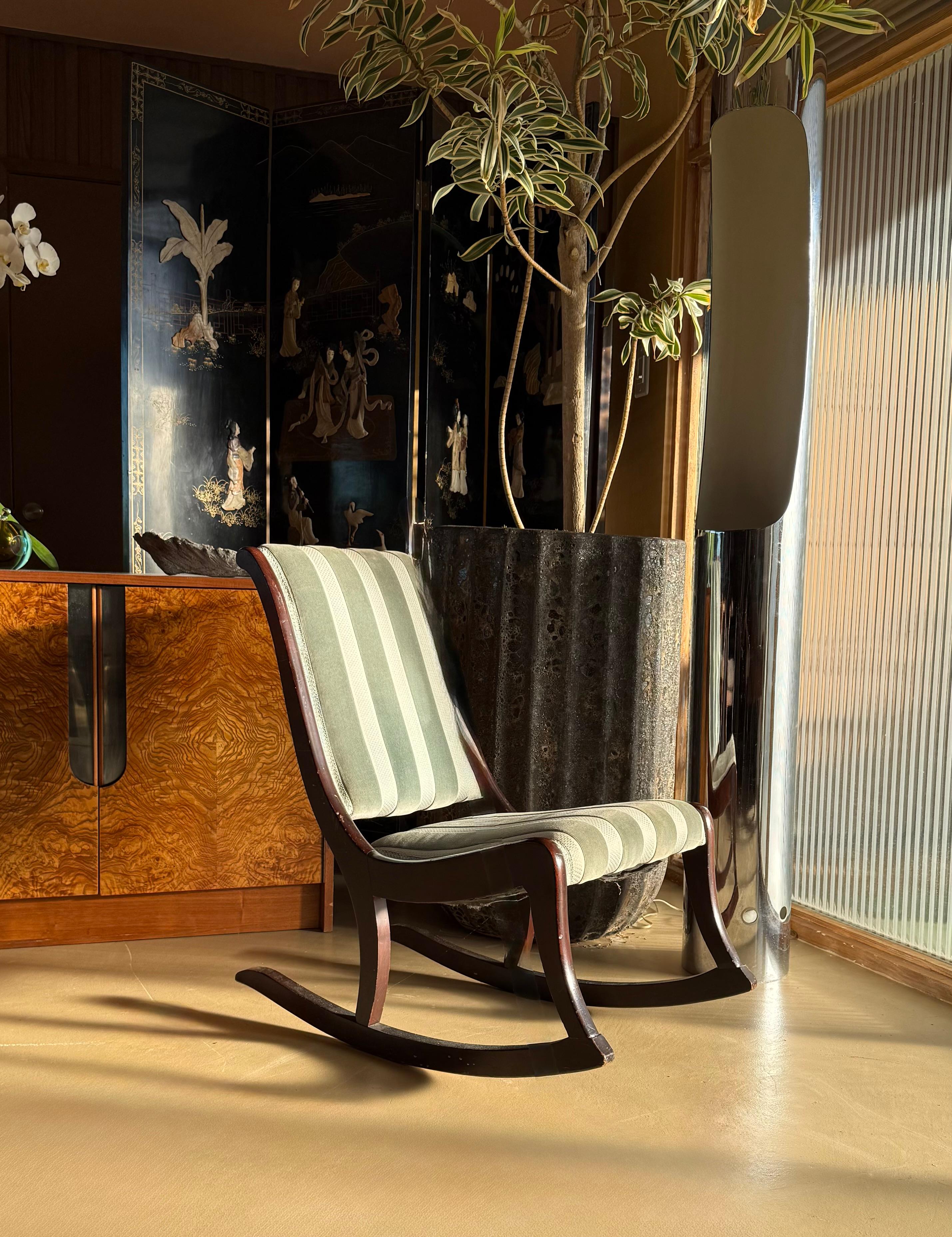 Slipper Rocker Antique slipper rocking chair in cherrywood and blue velvet, late 19th ...