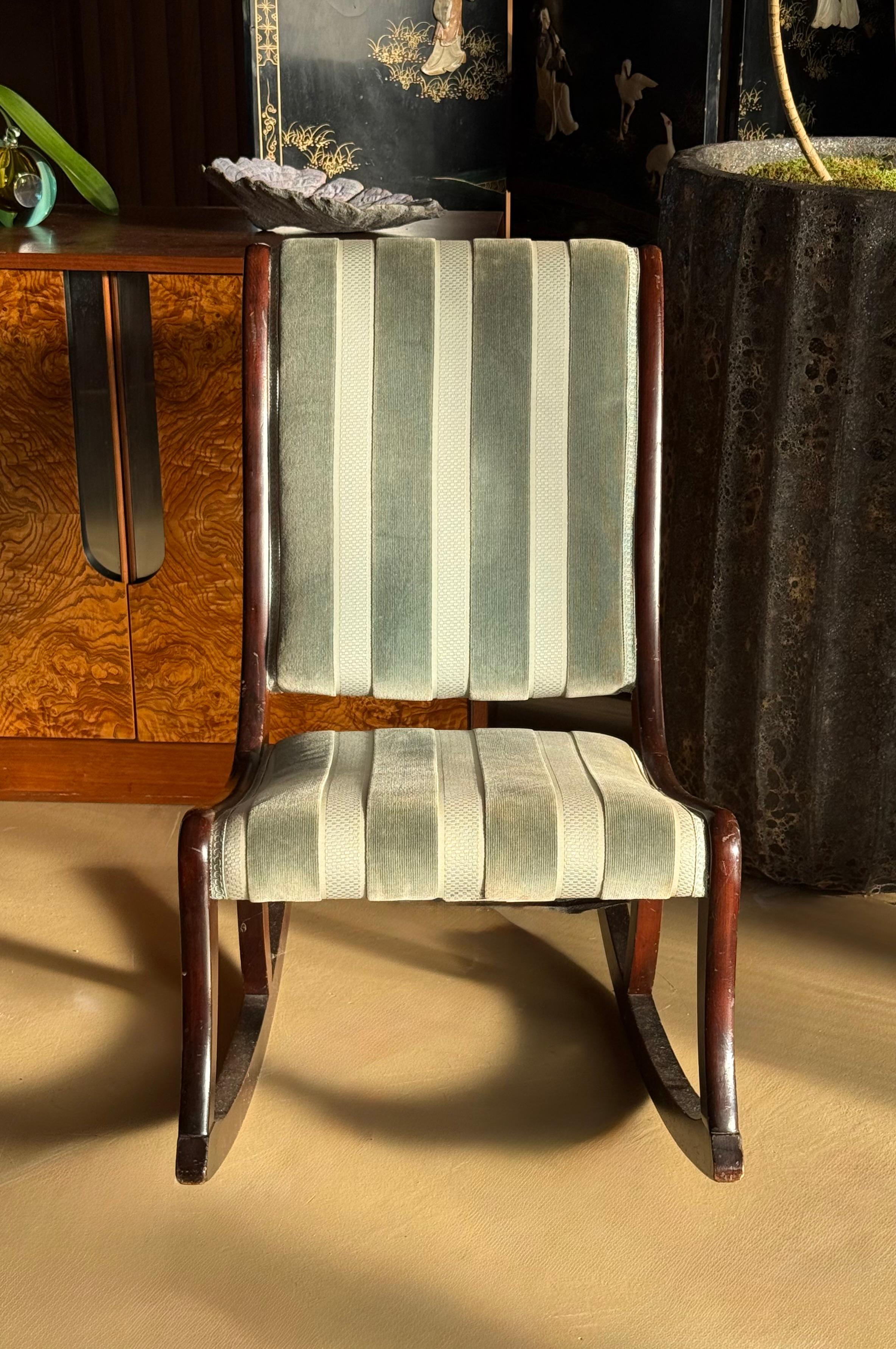 Slipper Rocker Antique slipper rocking chair in cherrywood and blue velvet, late 19th ...