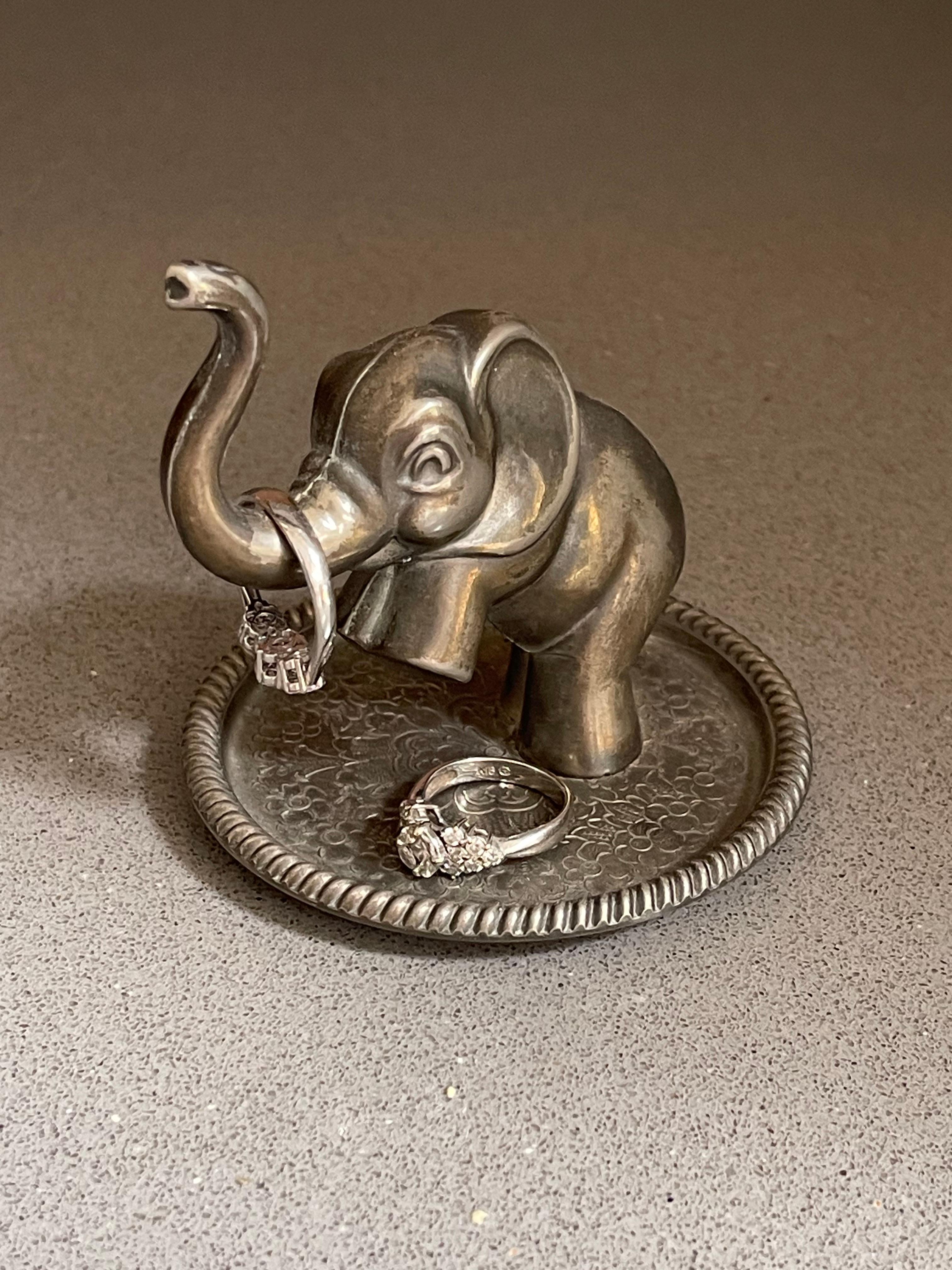 Métal Porte-bagues en argent antique Elephant Organisateur de bijoux décoratif Home Decor en vente