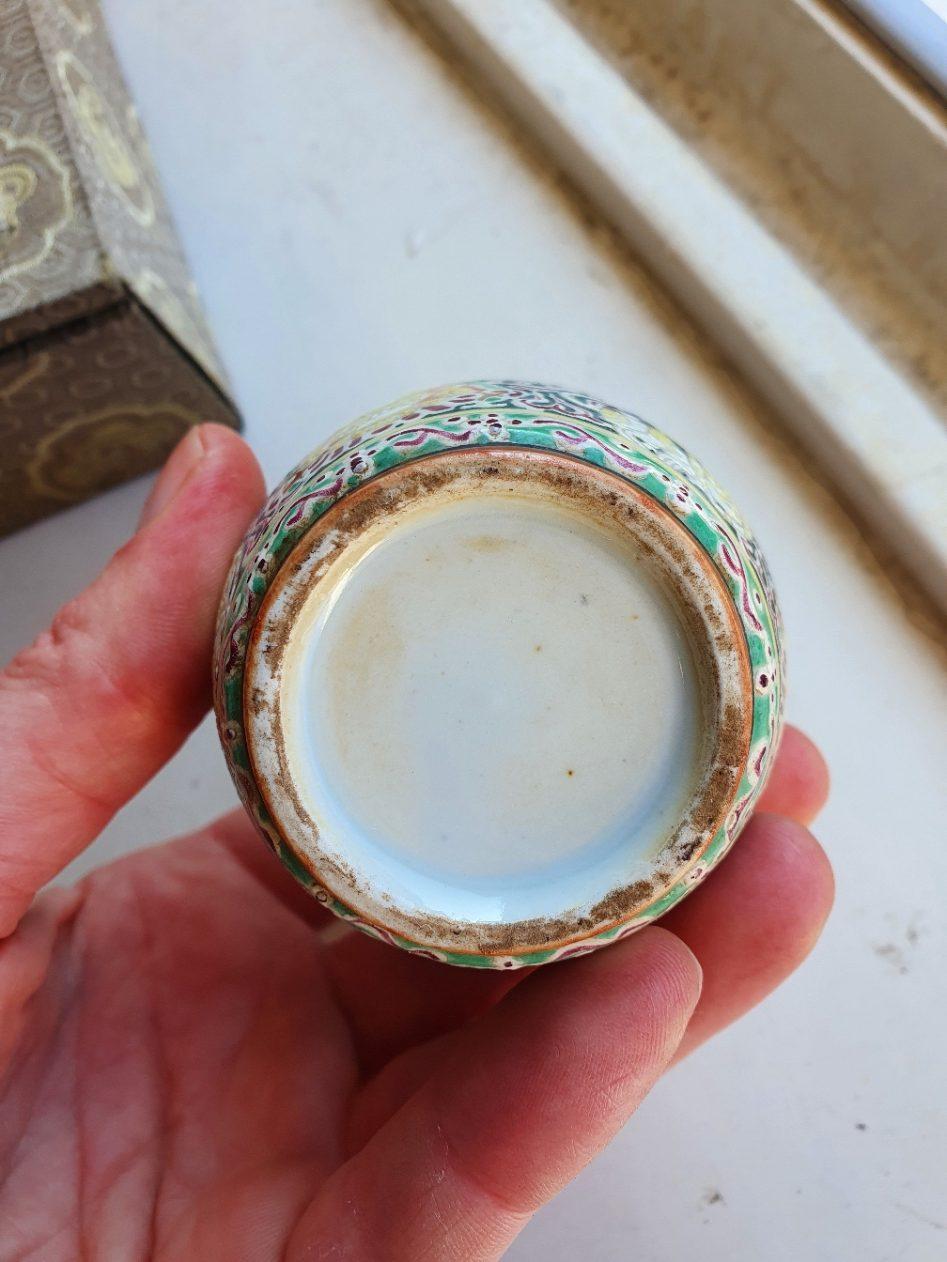 Antique Small 18/19C Chinese Porcelain Thai Bencharong Jar Thepphanom with No 3