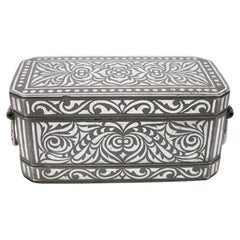 Antique Small Betel Nut Box, Maranao, Southern Philippines (Mindanao).